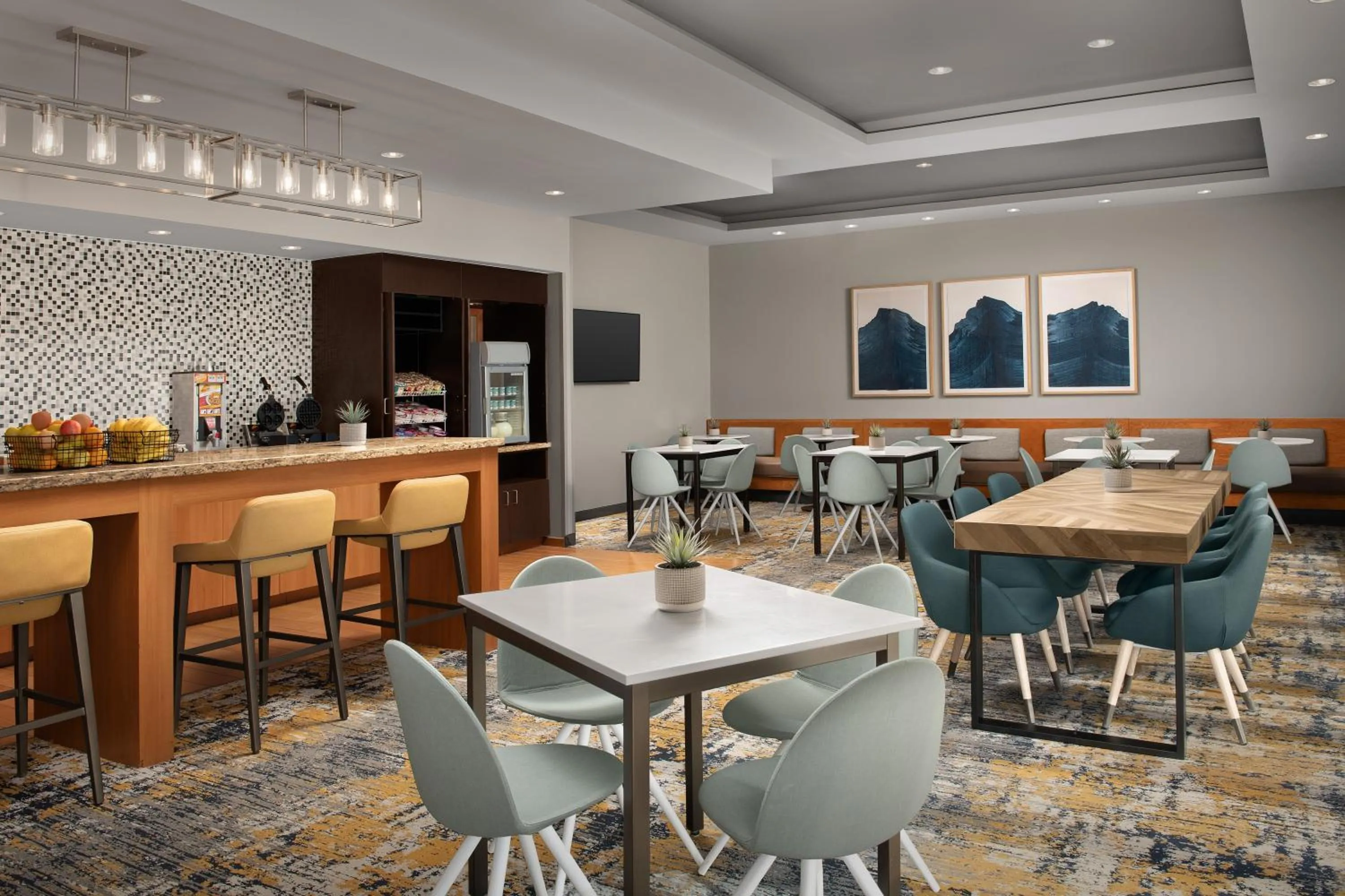 Restaurant/places to eat in TownePlace Suites by Marriott Cheyenne Southwest/Downtown Area