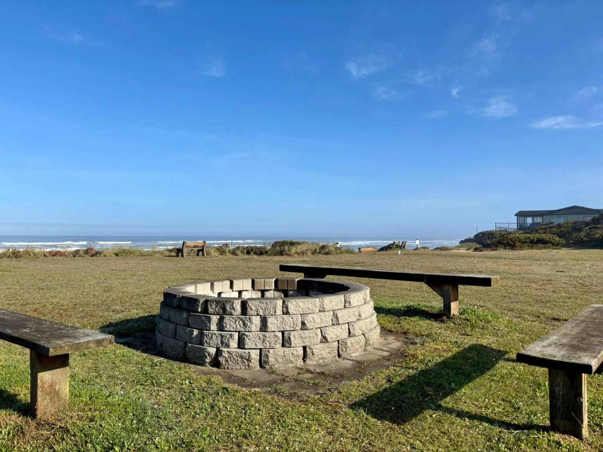 Sea view in Tillicum Beach Motel - Formerly Deane's Oceanfront Lodge