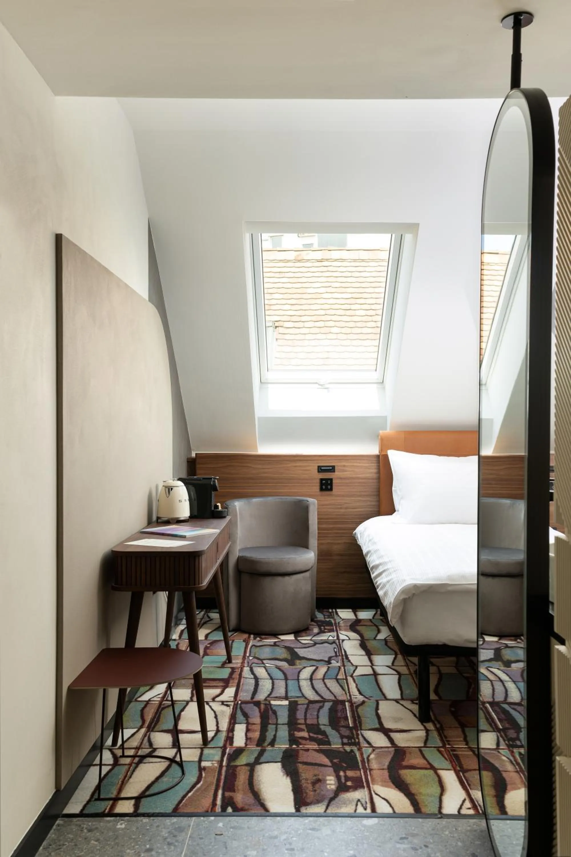 Bed in Hotel GIN Budapest