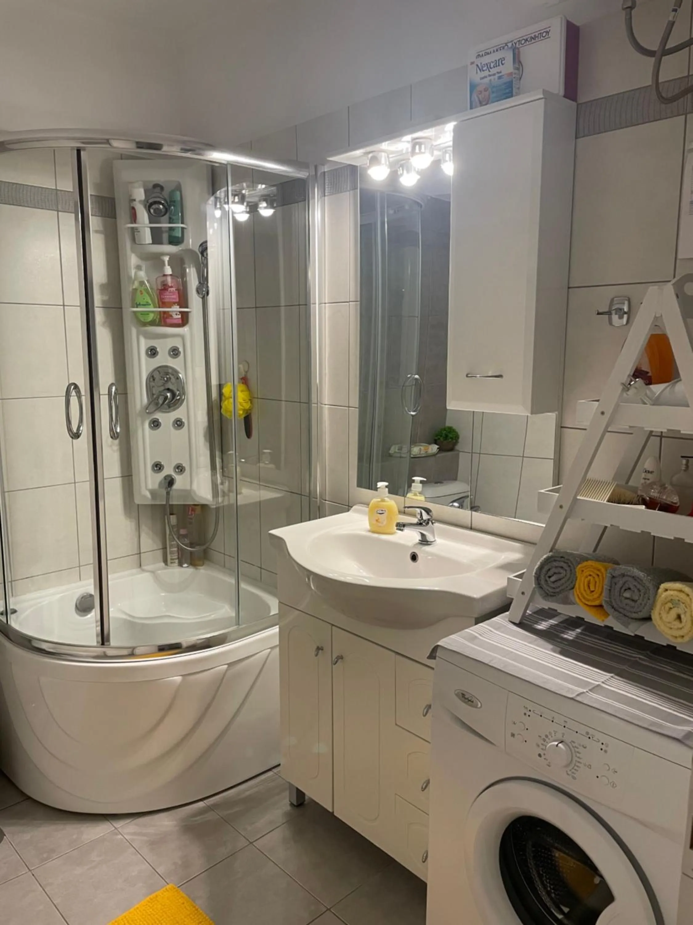 Bathroom in Pearl of Paralia Akrata
