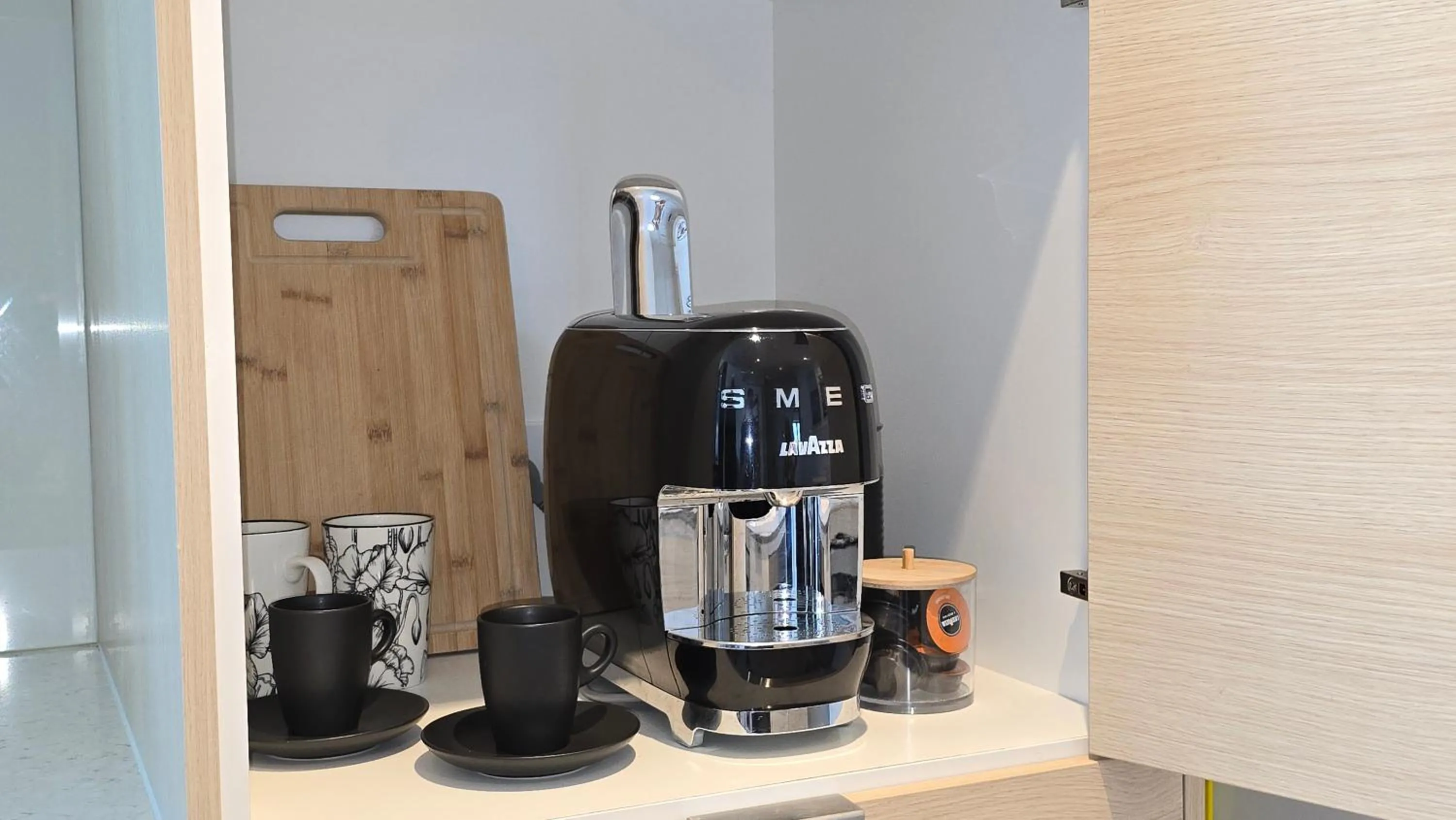 Coffee/tea facilities in Broadbeach Business or Leisure