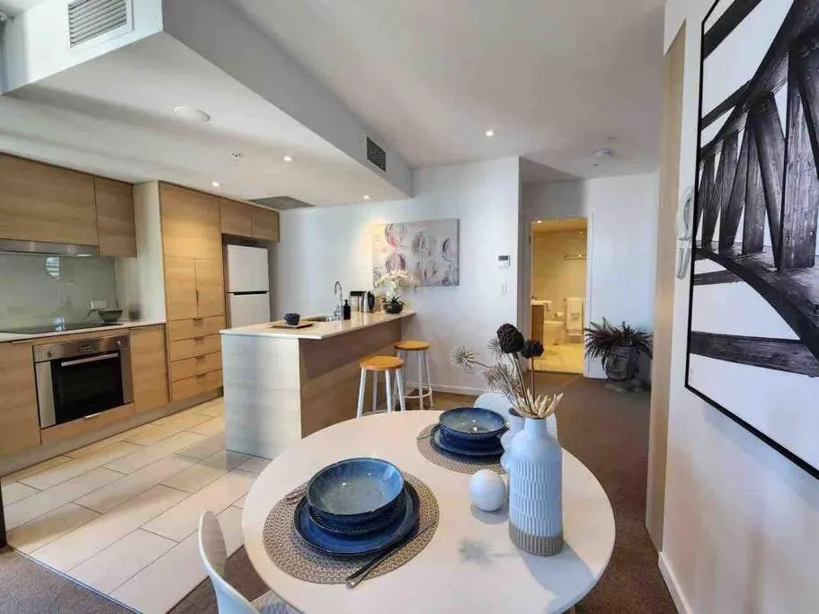 Kitchen or kitchenette in Broadbeach Business or Leisure