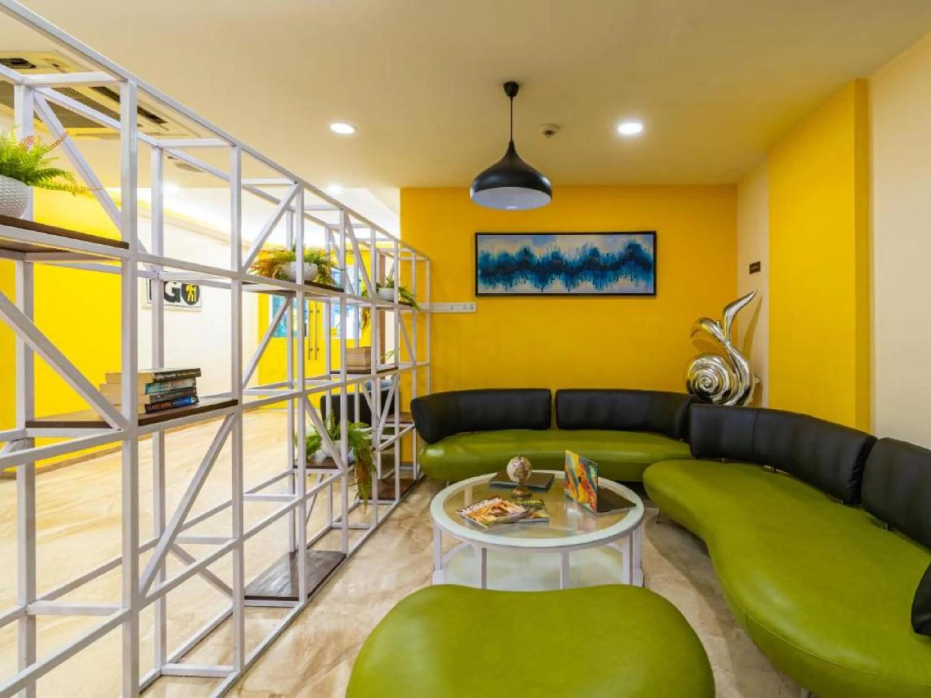 Living room in The Hosteller Bangalore, Brigade Road