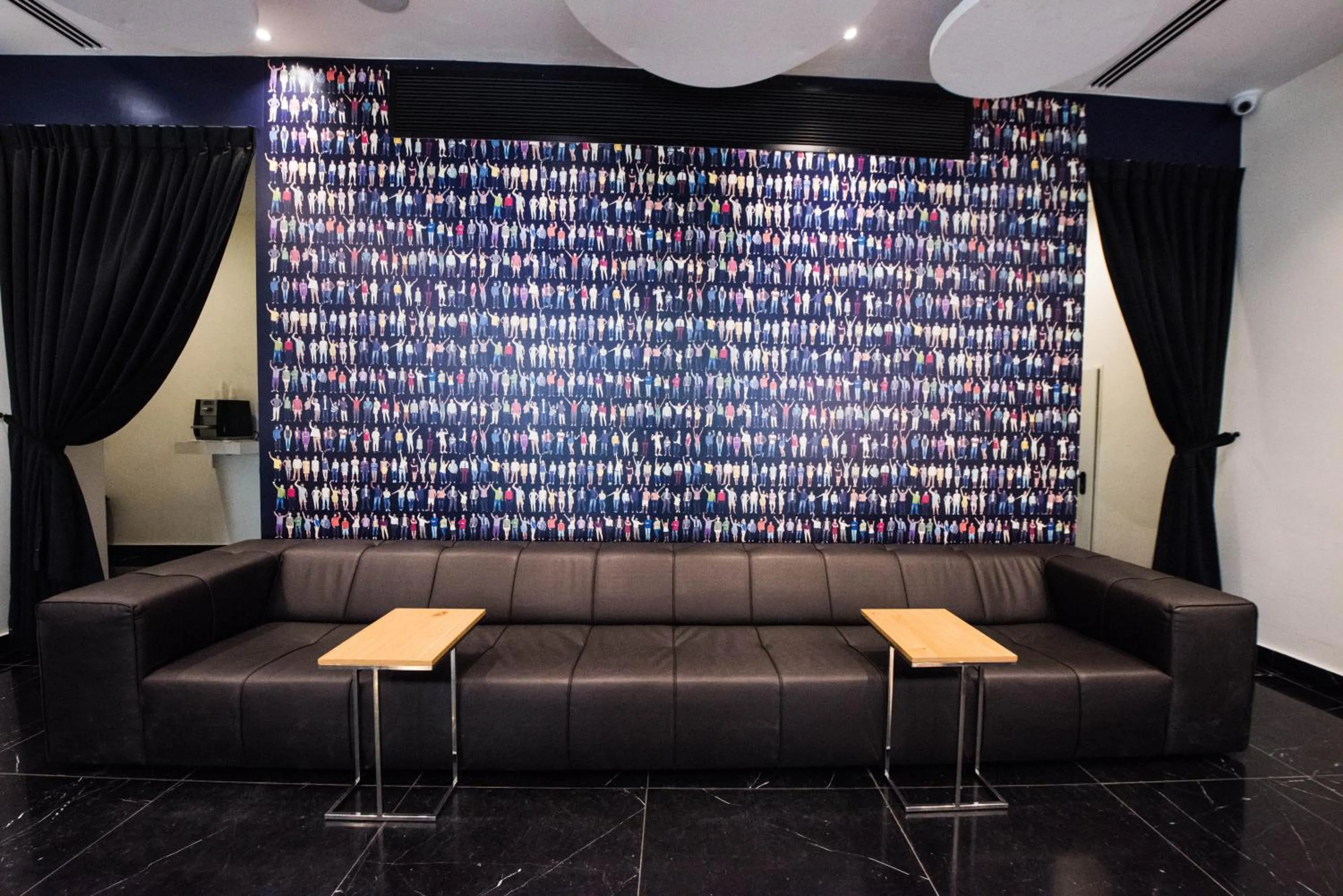 Seating area in Eyal Hotel by Smart Hotels