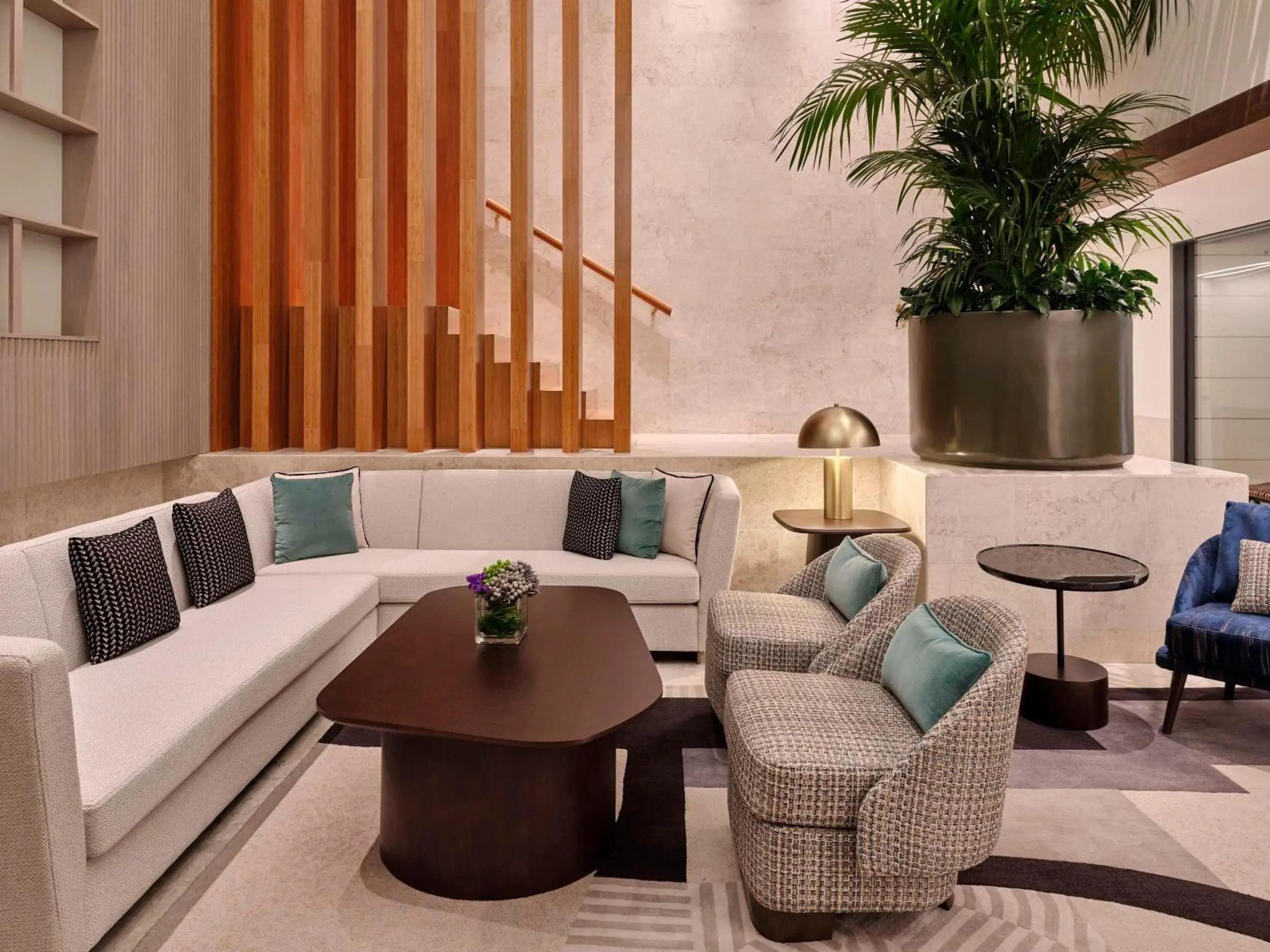 Lounge or bar in Grand Hyatt Kuwait Residences Lounge or bar in Grand Hyatt Kuwait Residences