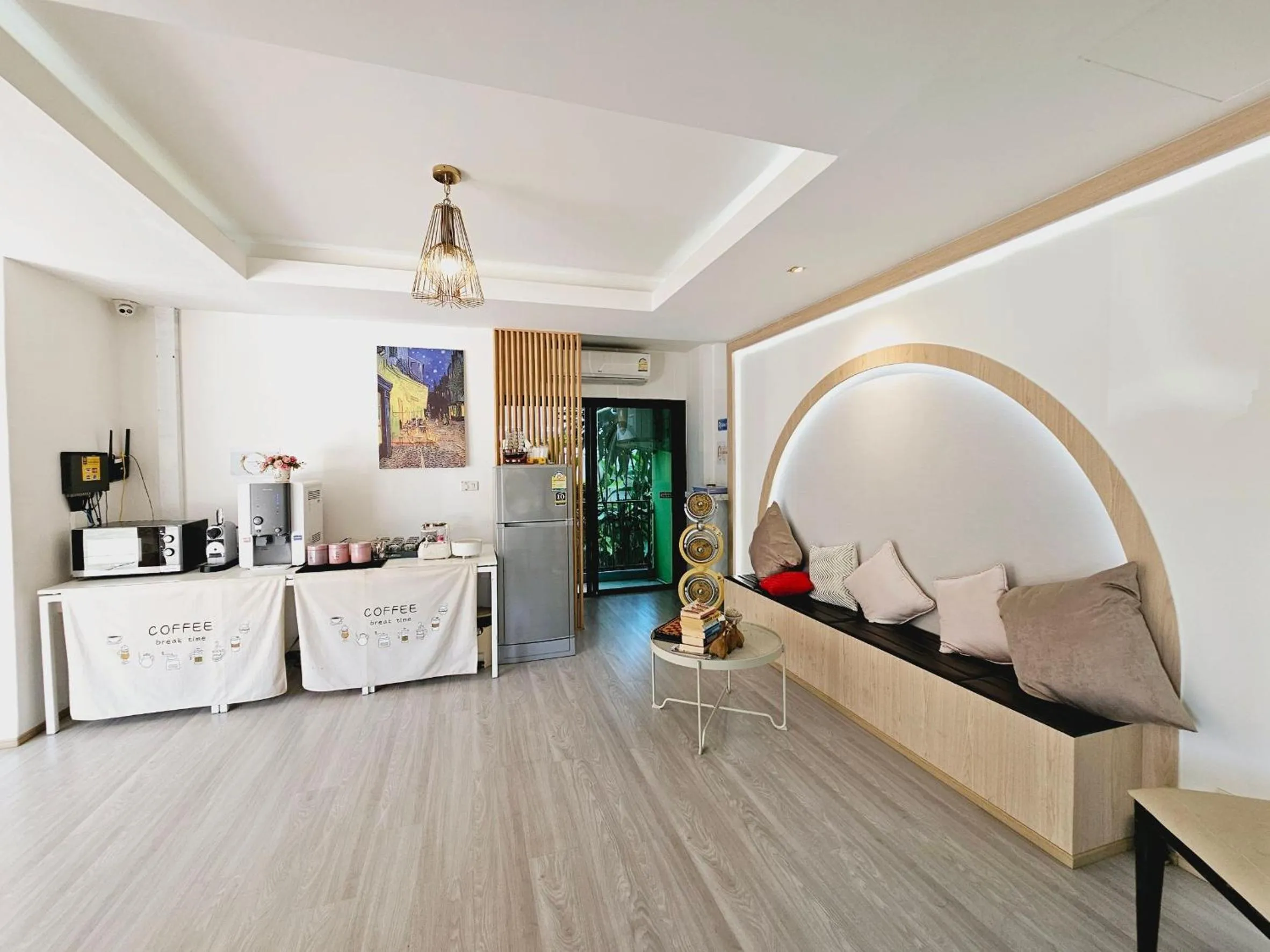 Living room in STAYHERE@AIRPORT SERVICE APARTMENT