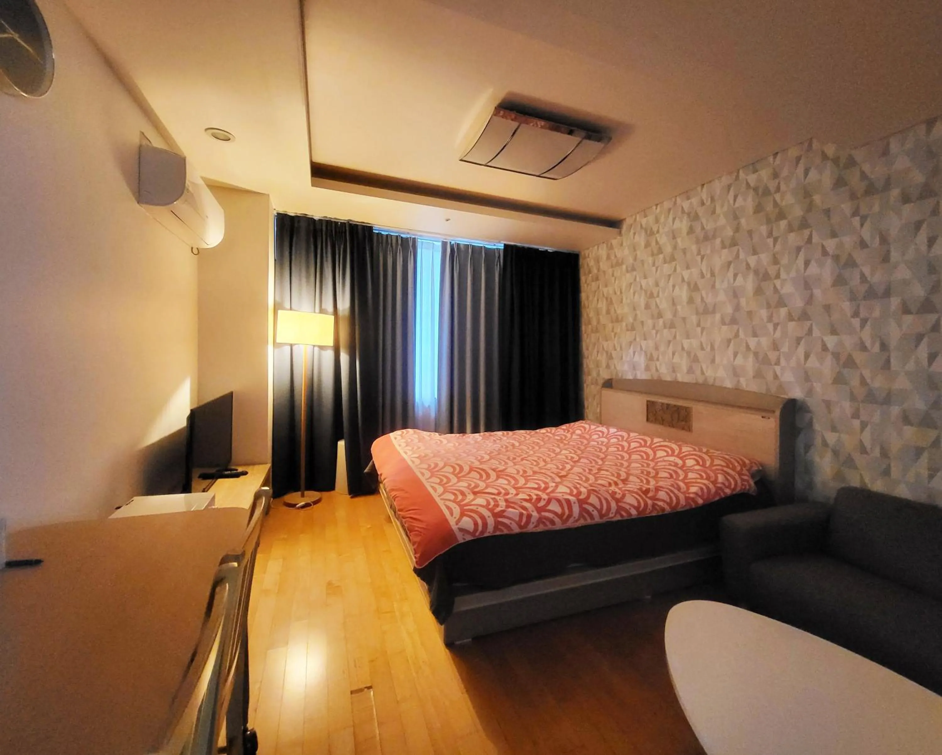 Bed in Khan Residence