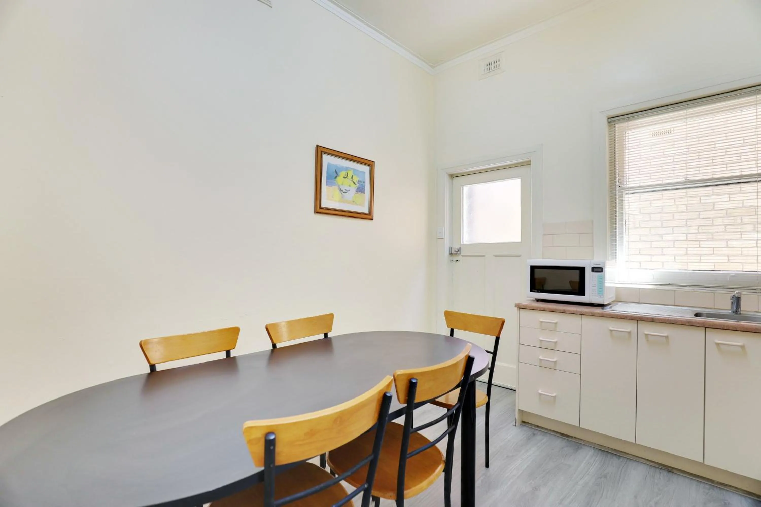 Bayview Apartments Glenelg