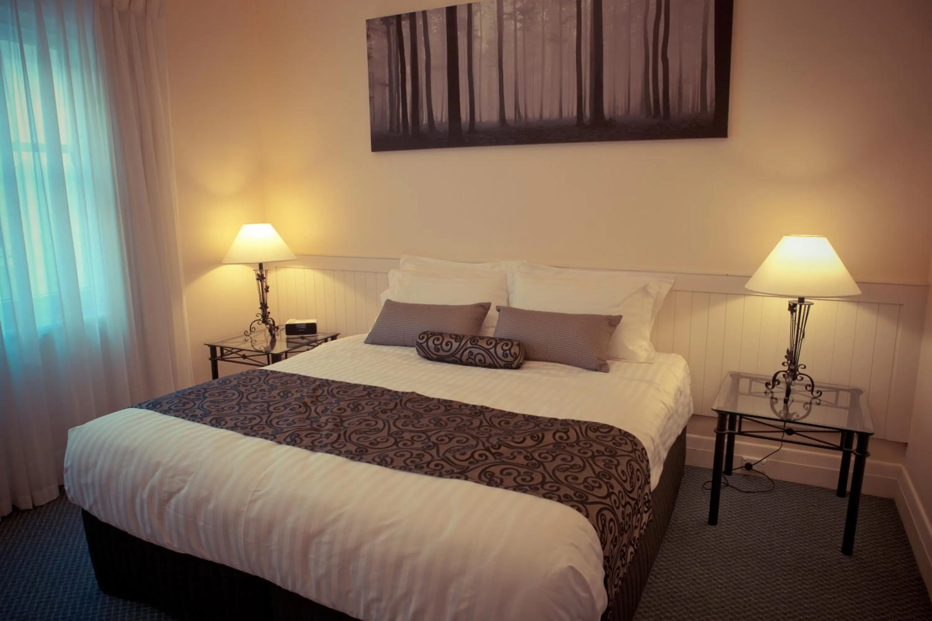 Bed in Bayview Apartments Glenelg