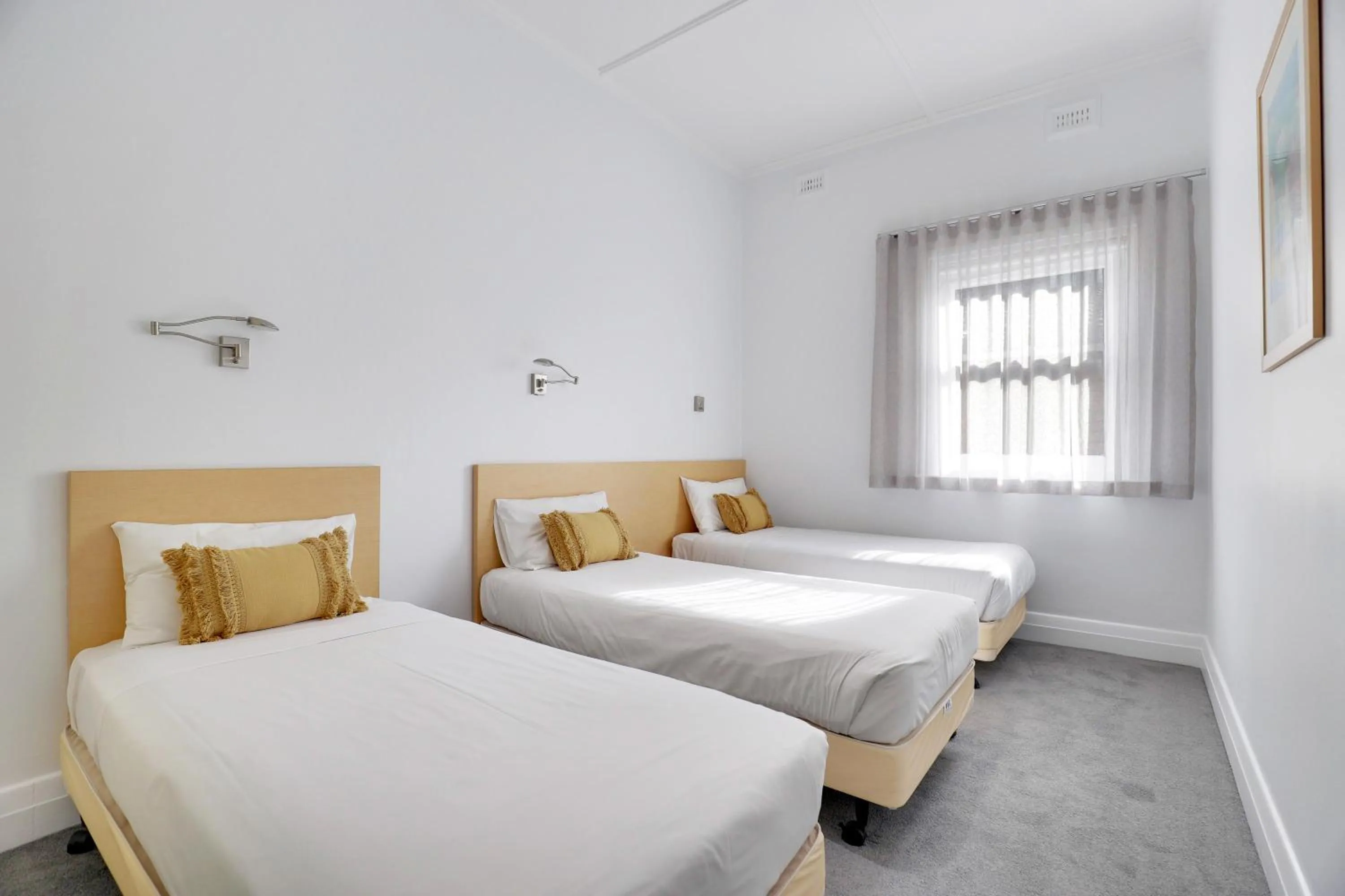 Bed in Bayview Apartments Glenelg