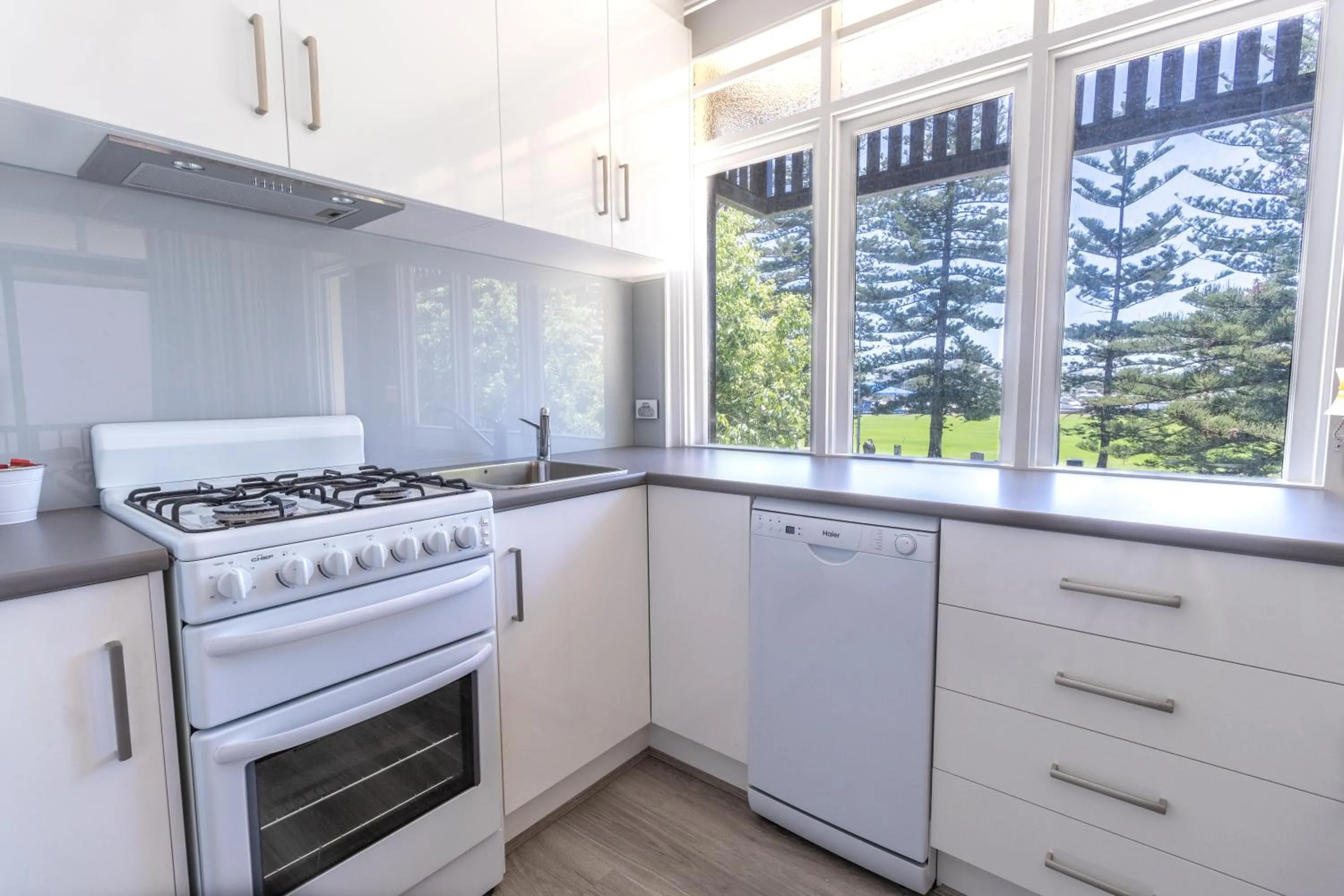 Kitchen or kitchenette in Bayview Apartments Glenelg