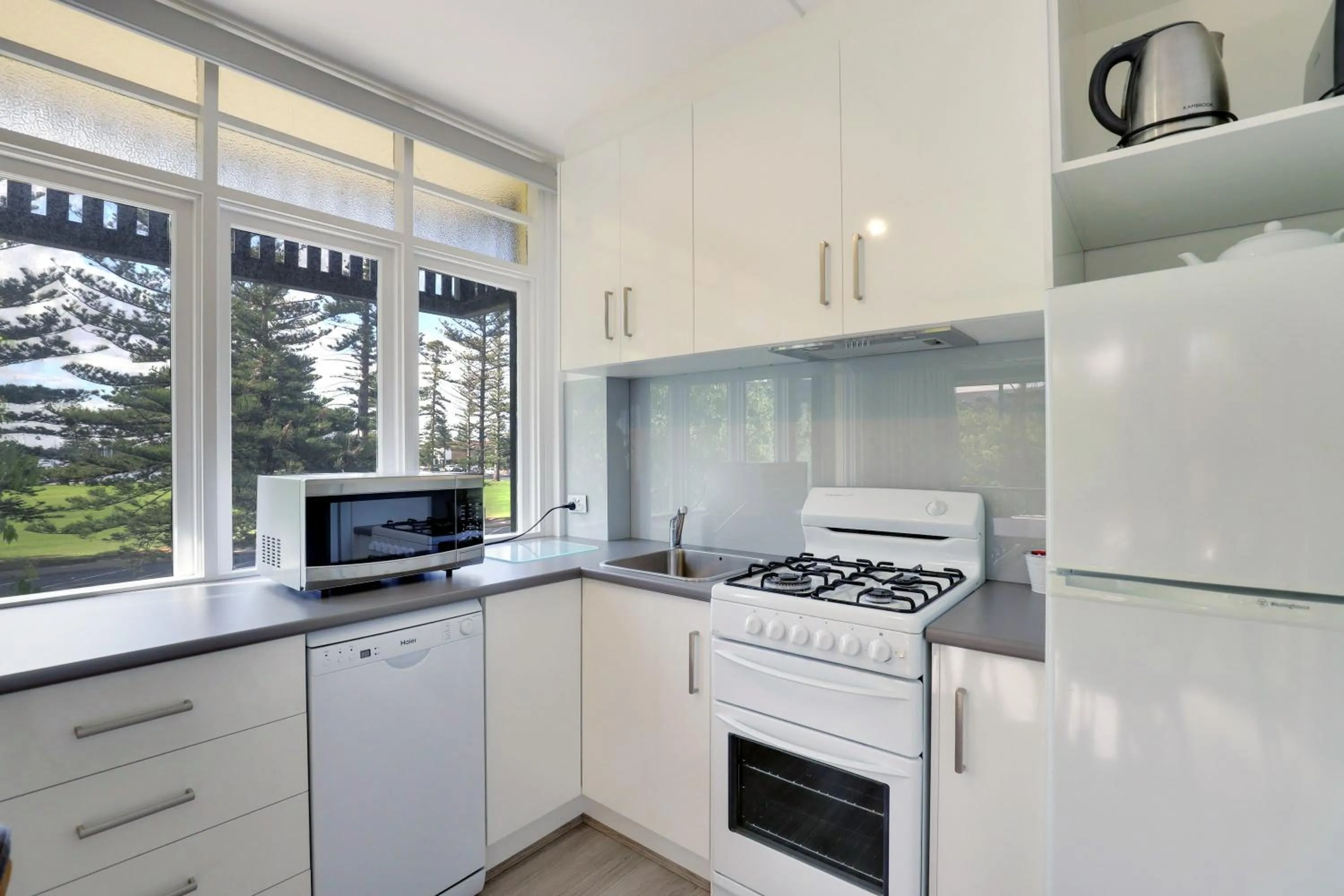 Kitchen or kitchenette in Bayview Apartments Glenelg