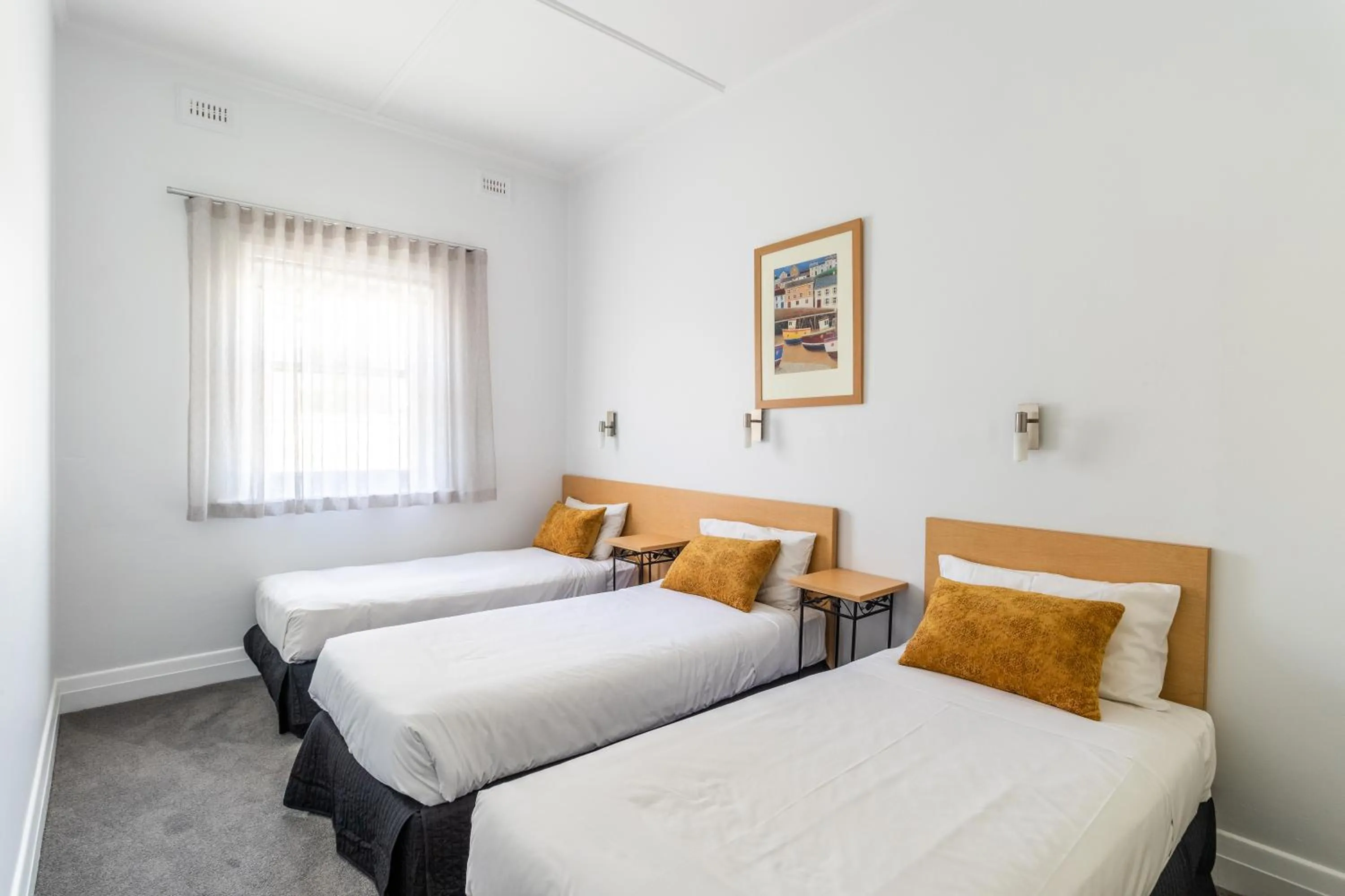 Bed in Bayview Apartments Glenelg