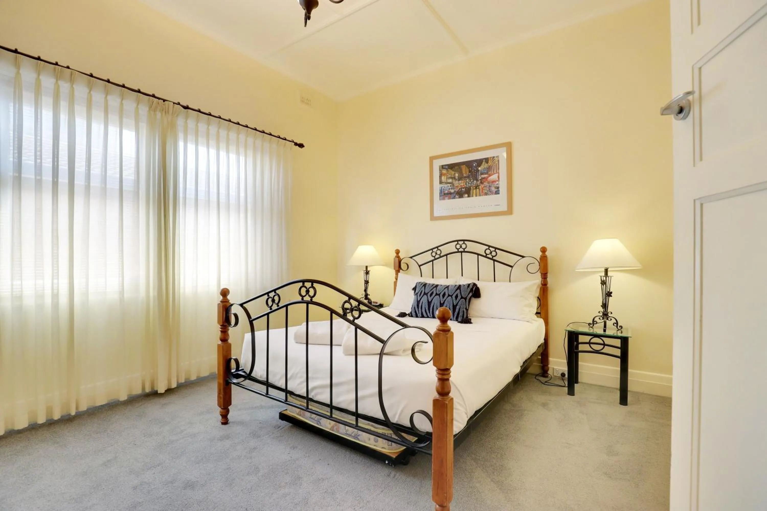 Bed in Bayview Apartments Glenelg