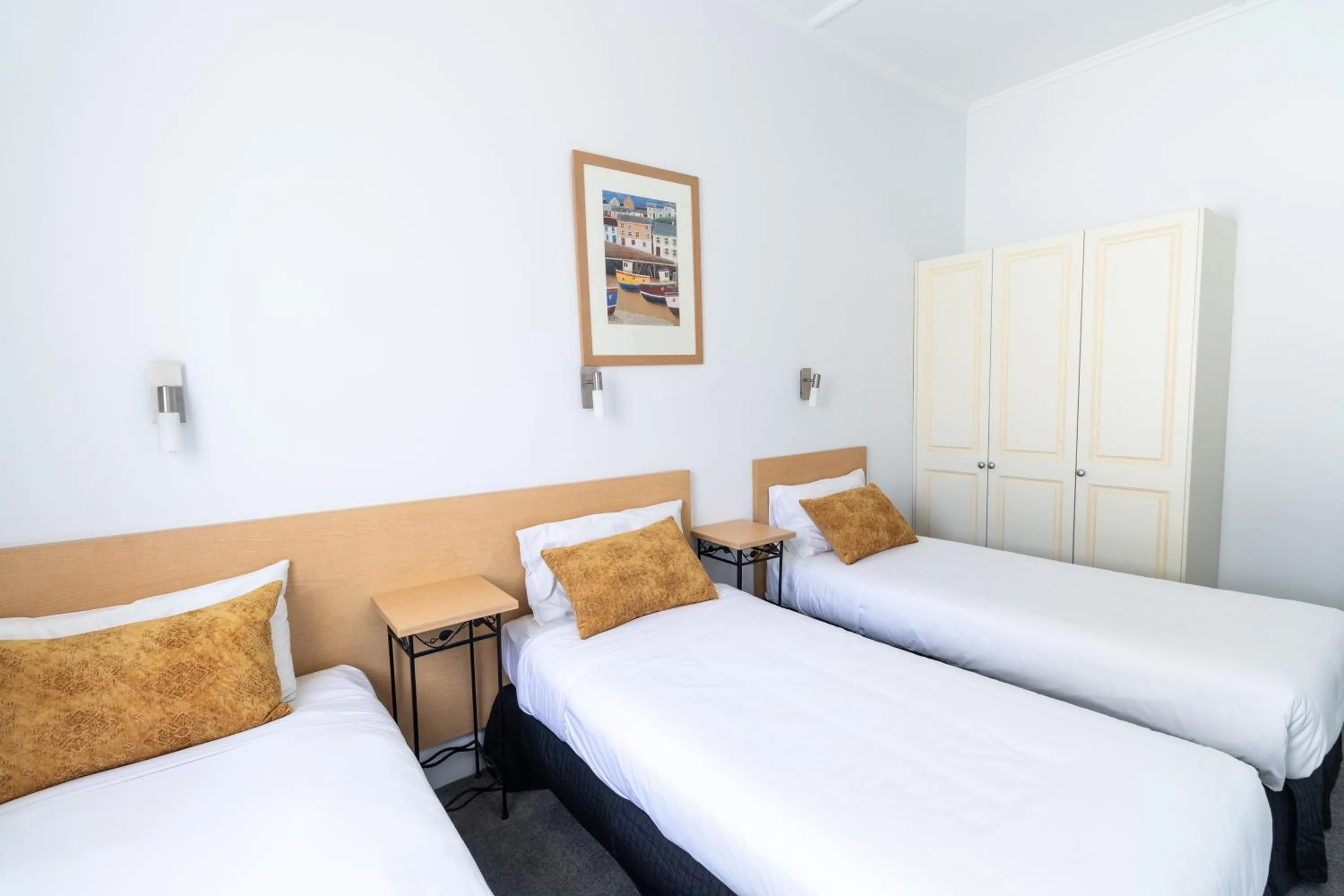 Bed in Bayview Apartments Glenelg