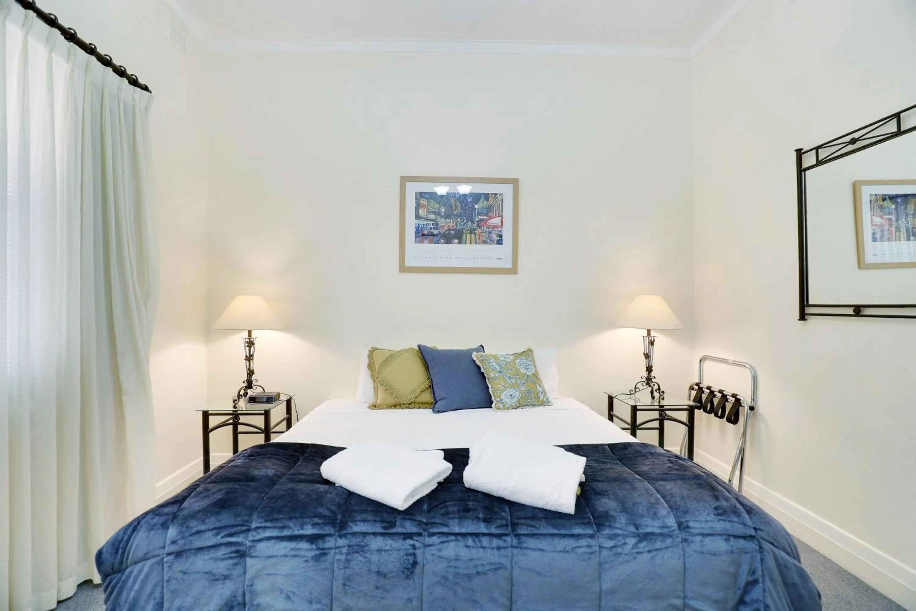 Bed in Bayview Apartments Glenelg