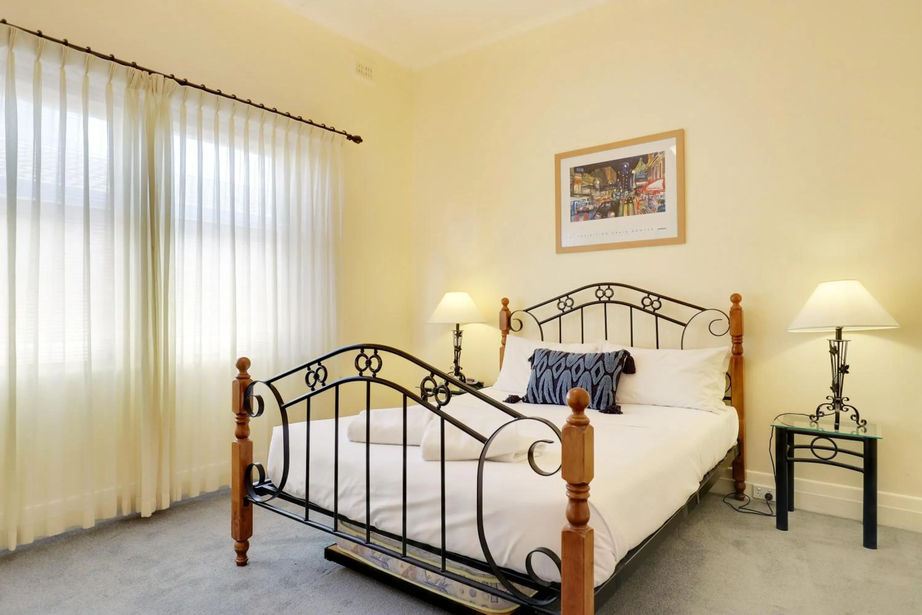 Bed in Bayview Apartments Glenelg