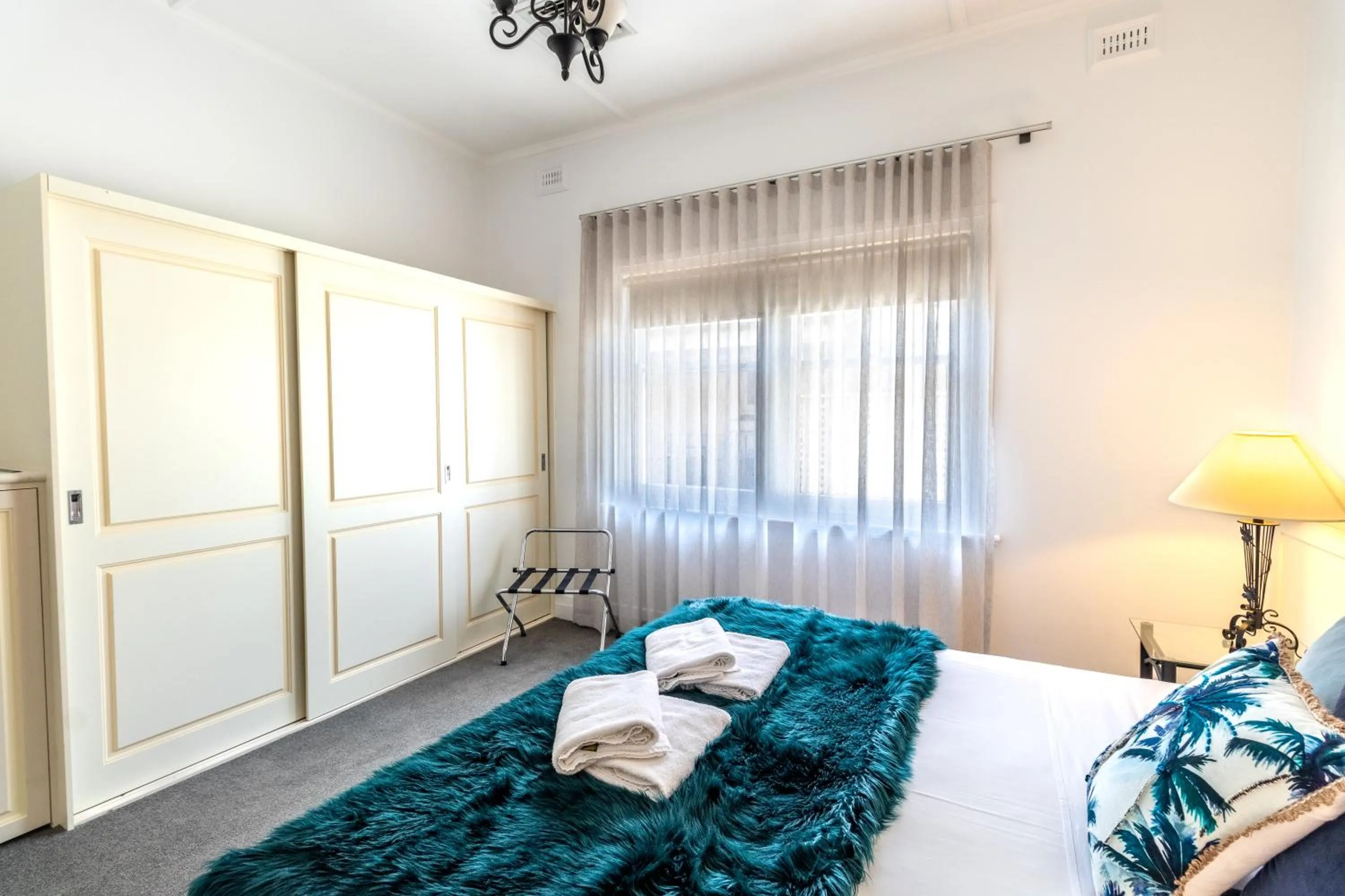 Bed in Bayview Apartments Glenelg