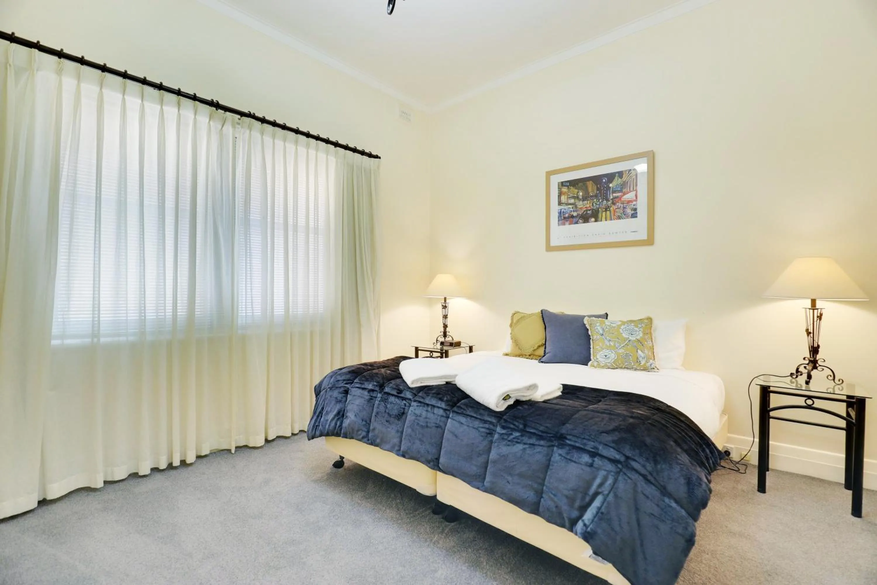 Bed in Bayview Apartments Glenelg