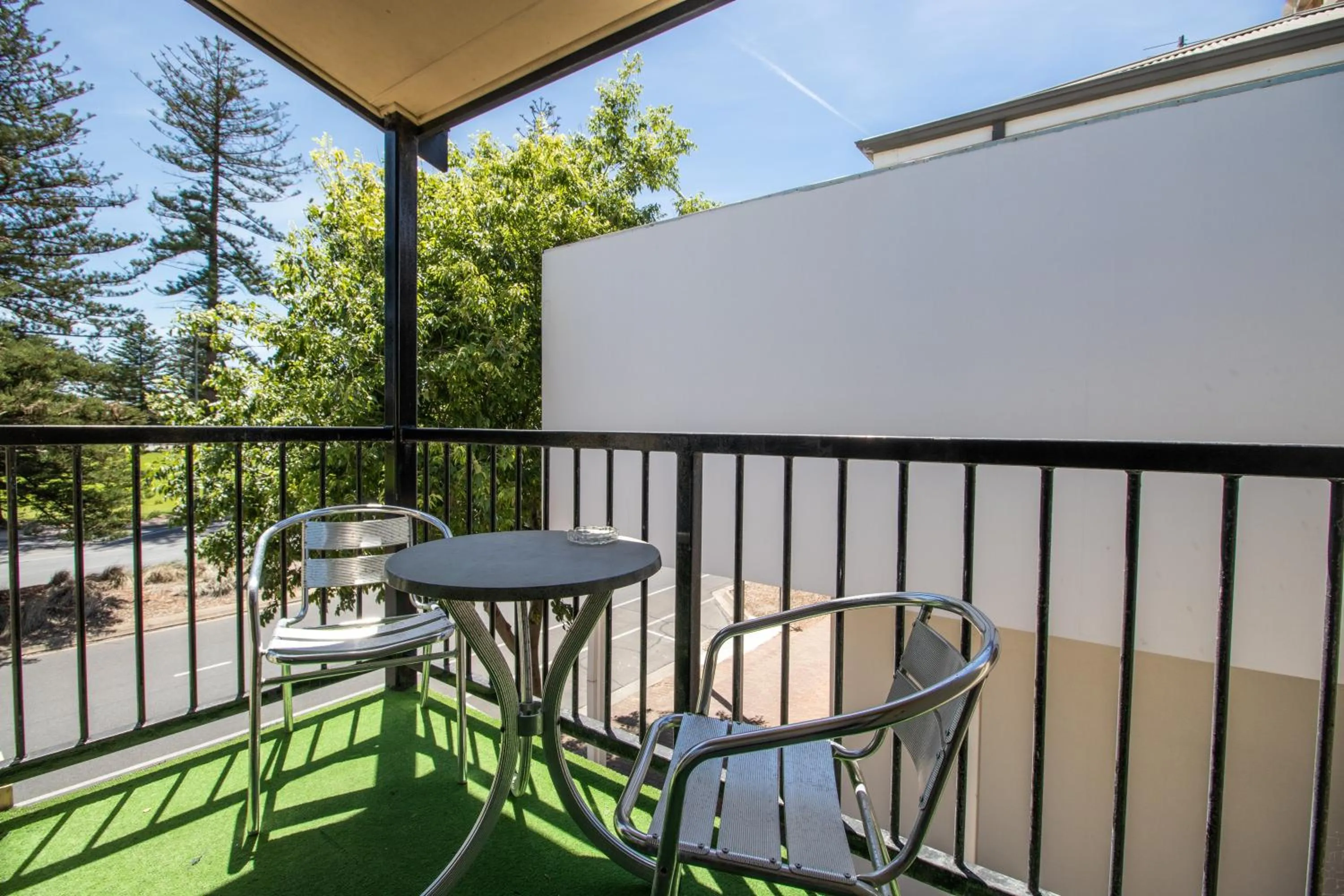 Bayview Apartments Glenelg