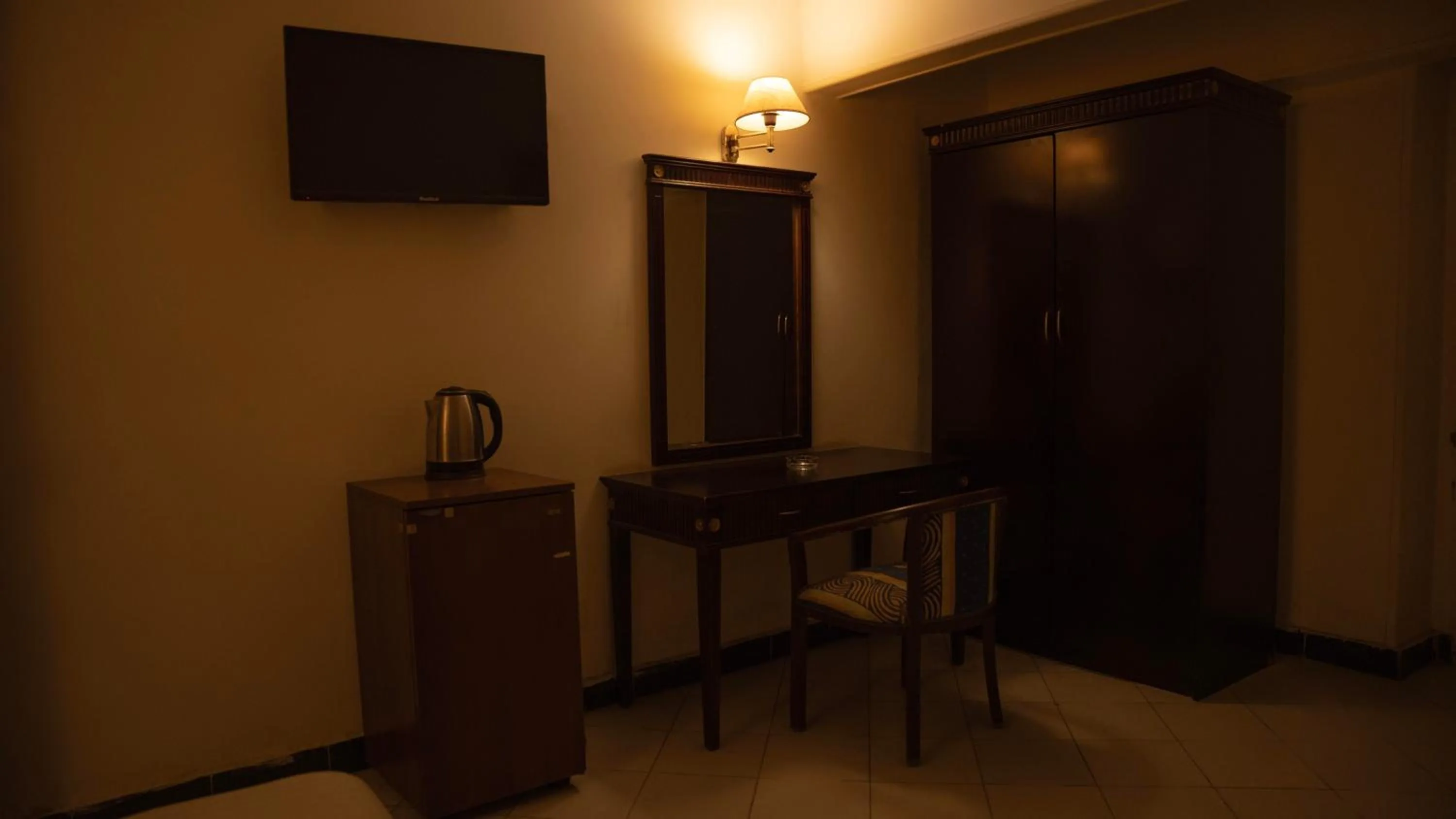 hair dresser in The New Garden Palace Hotel