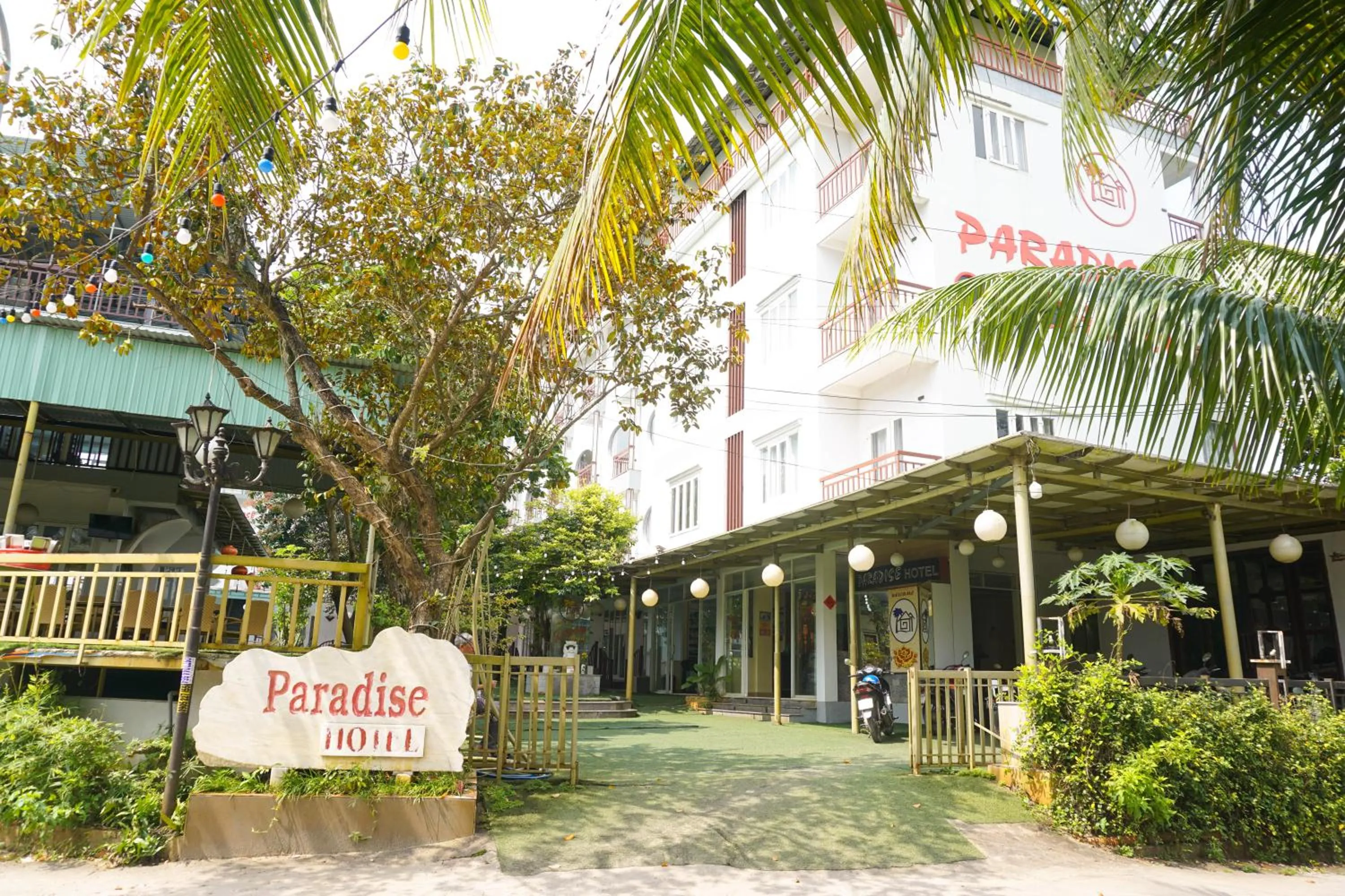 Property building in Paradise Hotel Hoi An
