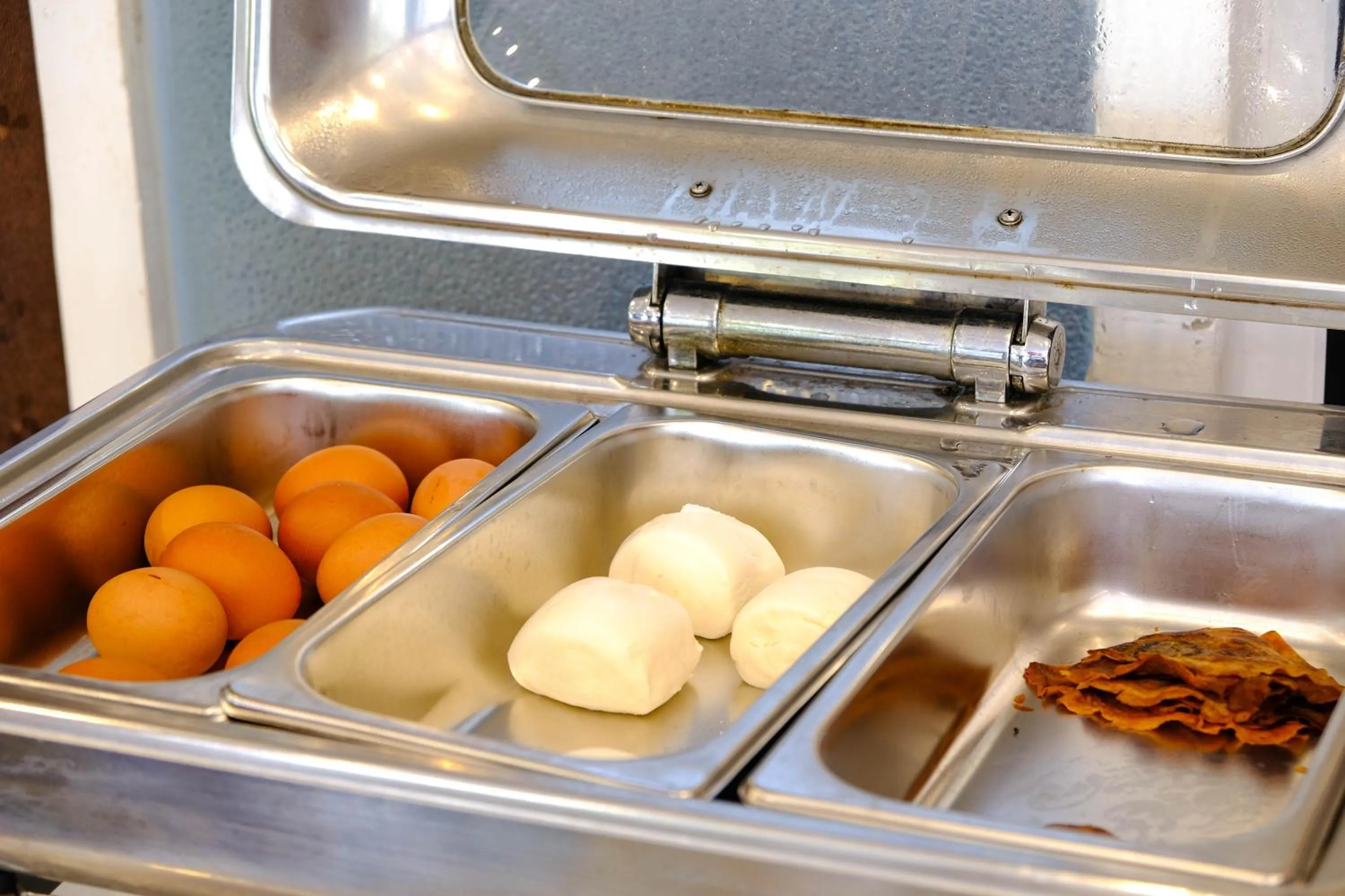 Restaurant/places to eat in Paradise Hotel Hoi An