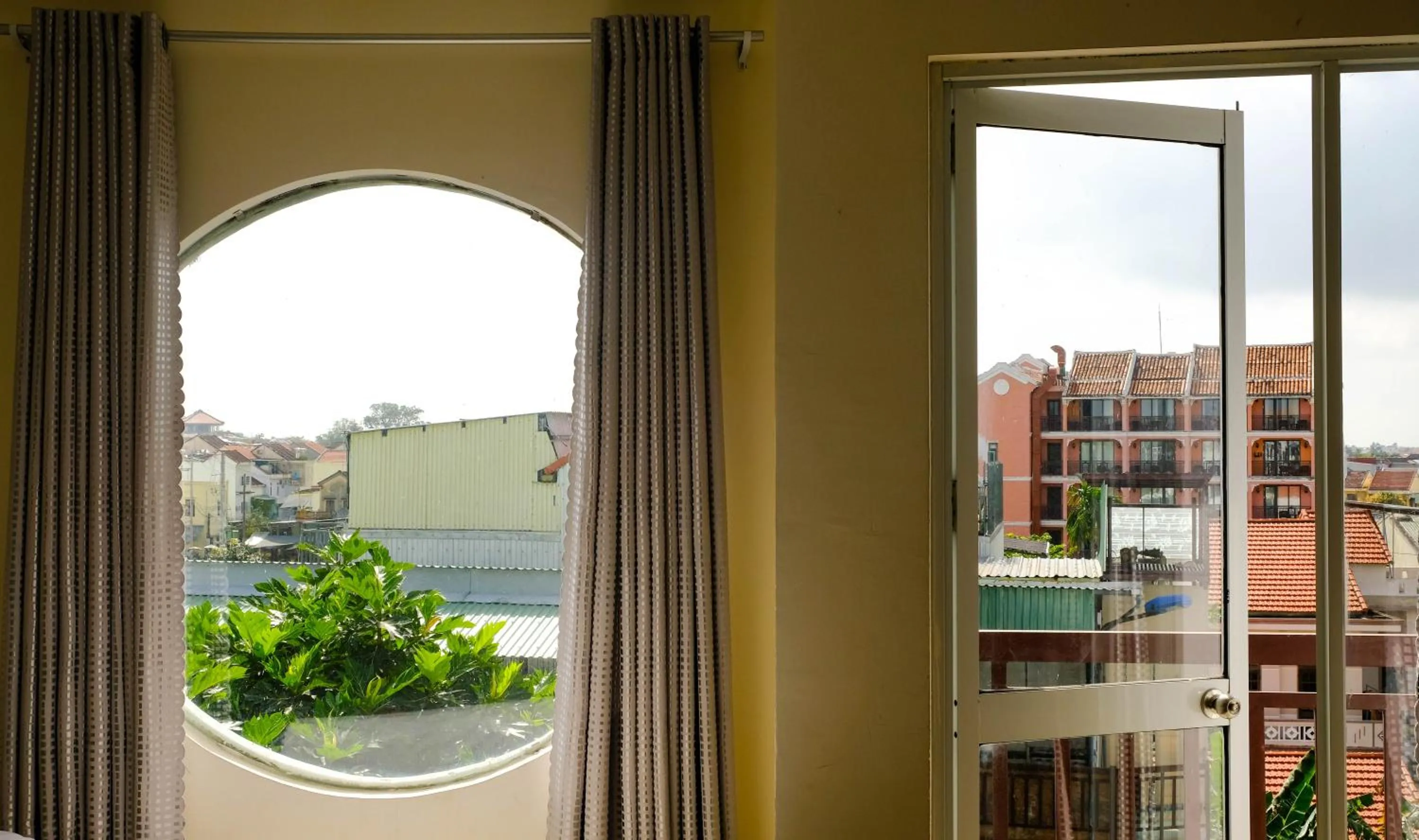 Property building in Paradise Hotel Hoi An