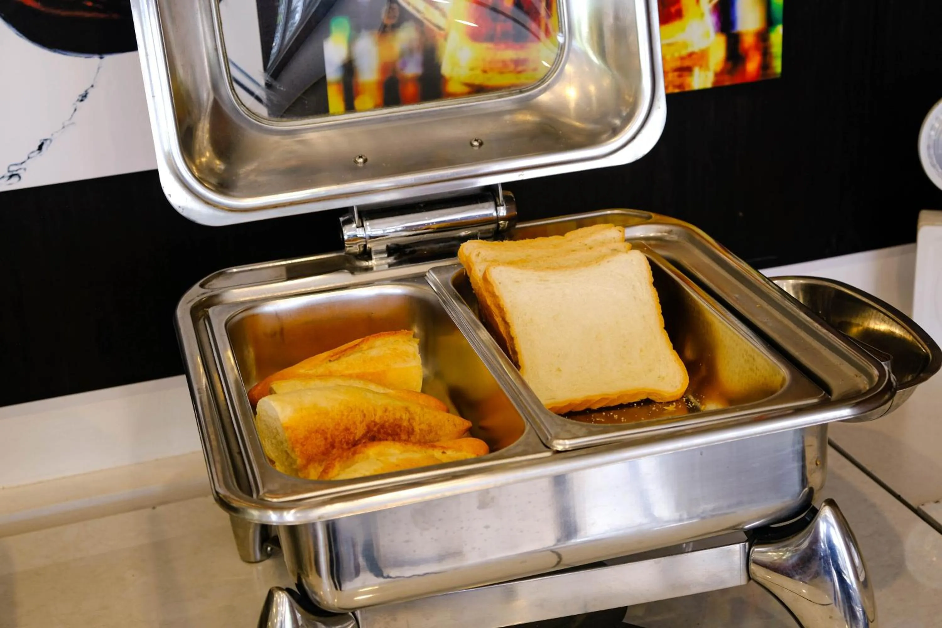 Restaurant/places to eat in Paradise Hotel Hoi An