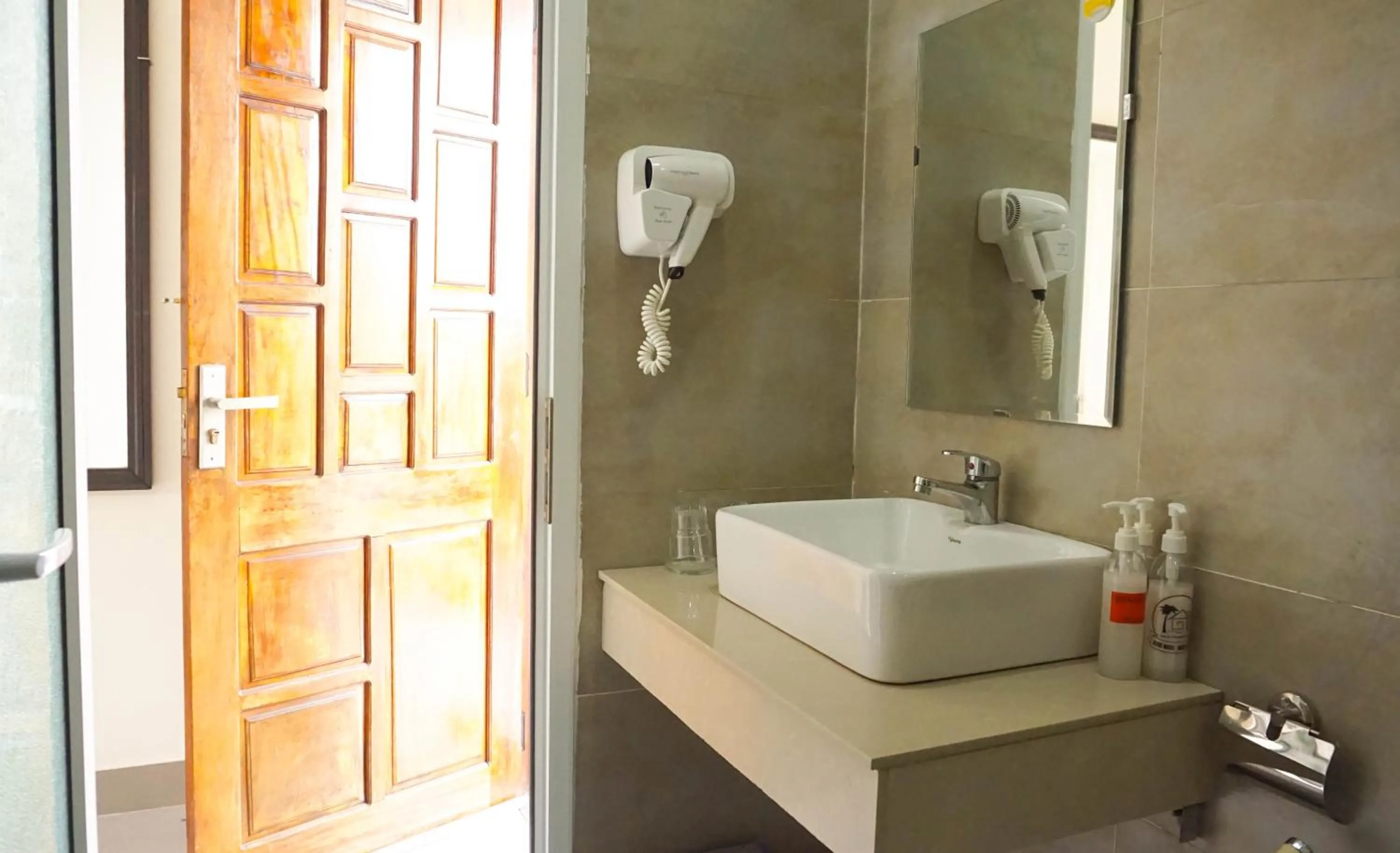 Property building in Paradise Hotel Hoi An