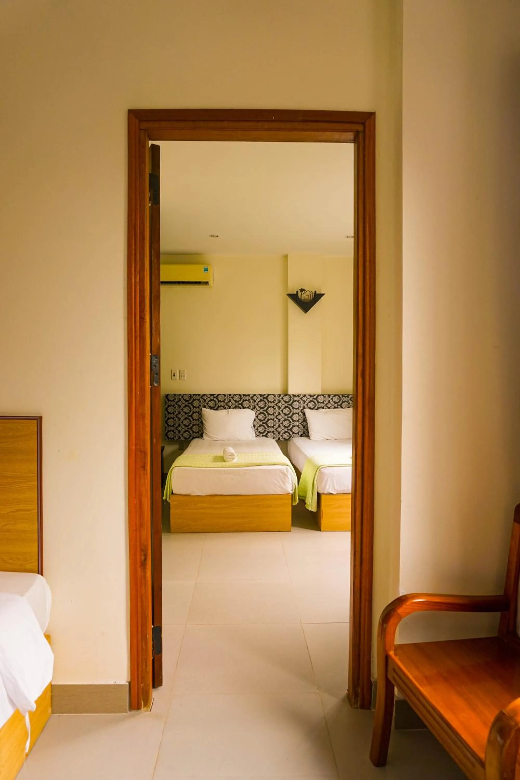 Property building, Bed in Paradise Hotel Hoi An