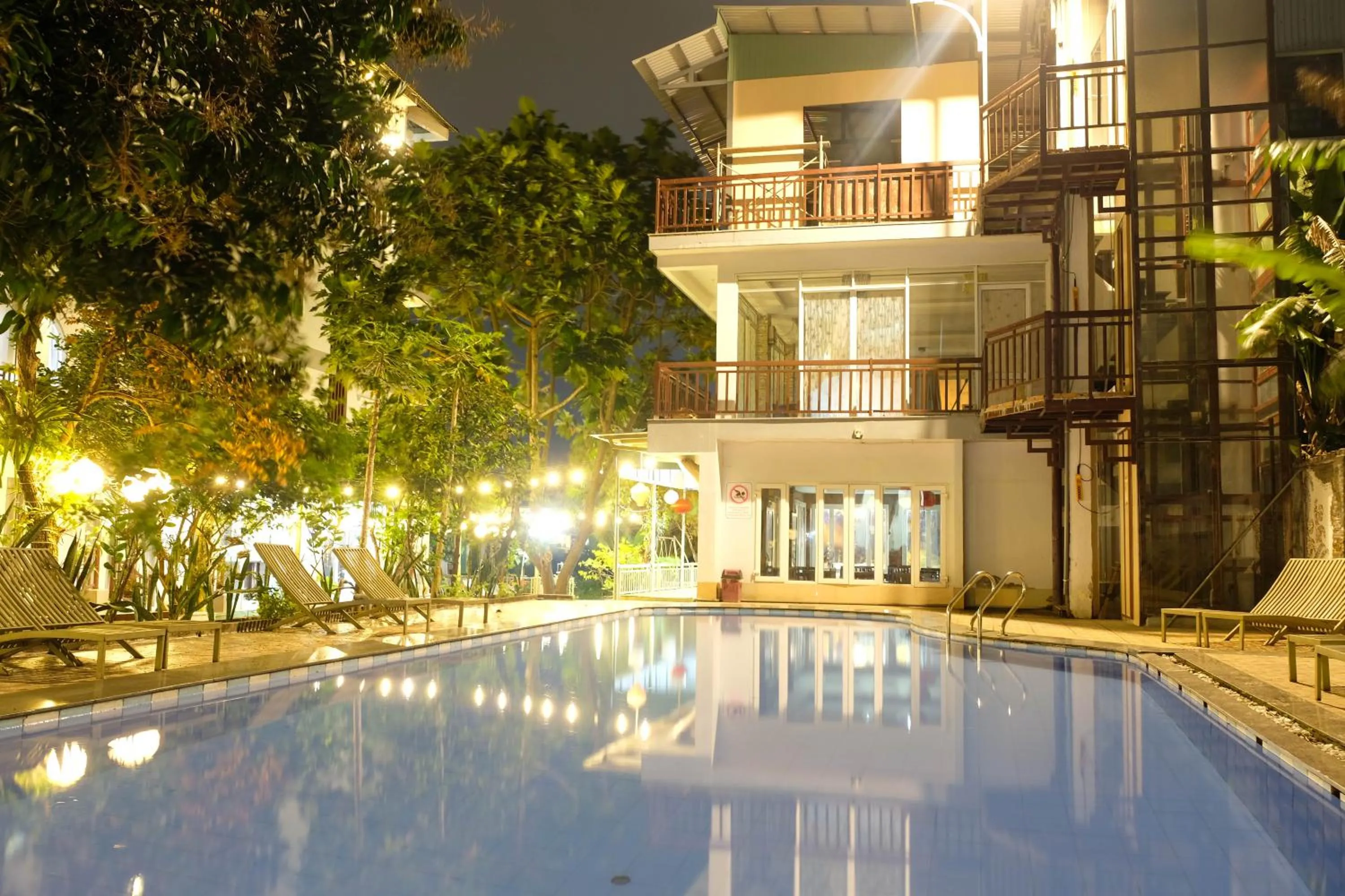 Property building in Paradise Hotel Hoi An