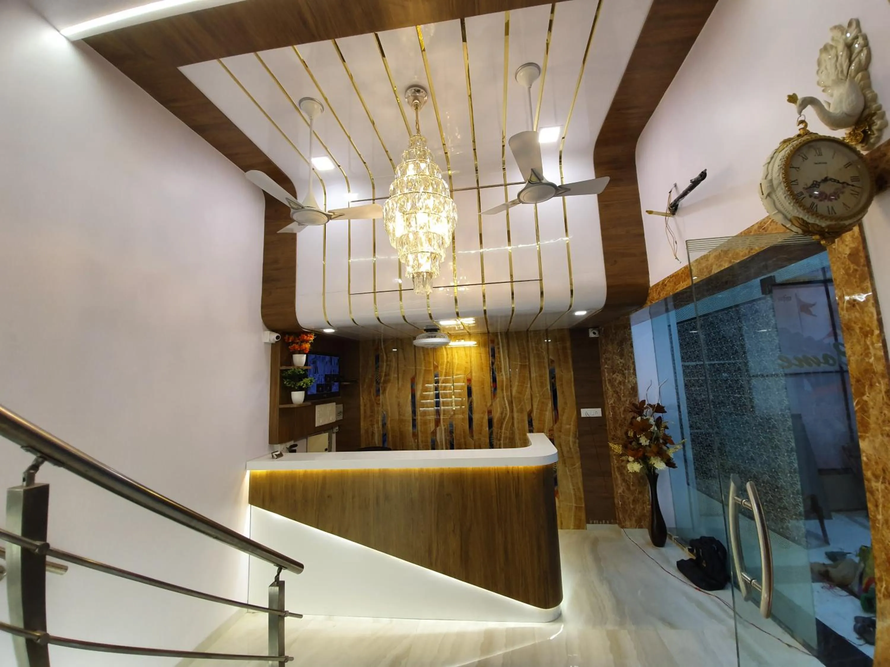 Property building in Hotel Apex