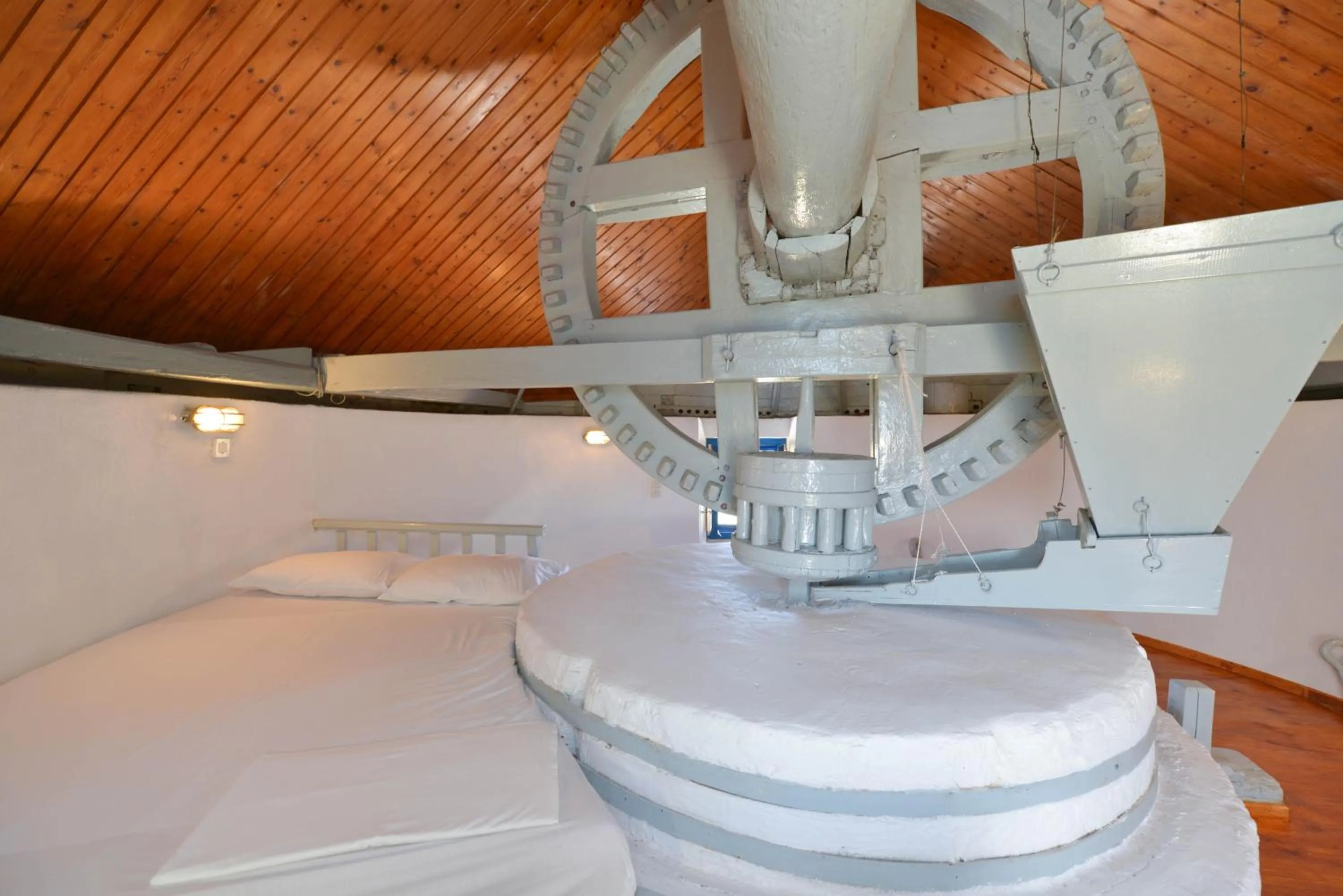Bed in Windmill Villas