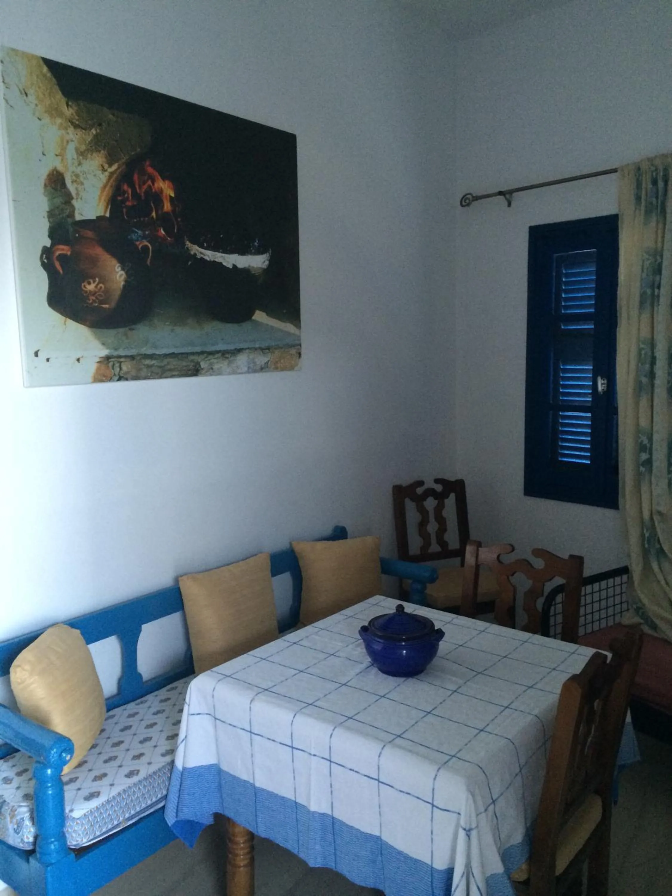 Dining area in Windmill Villas