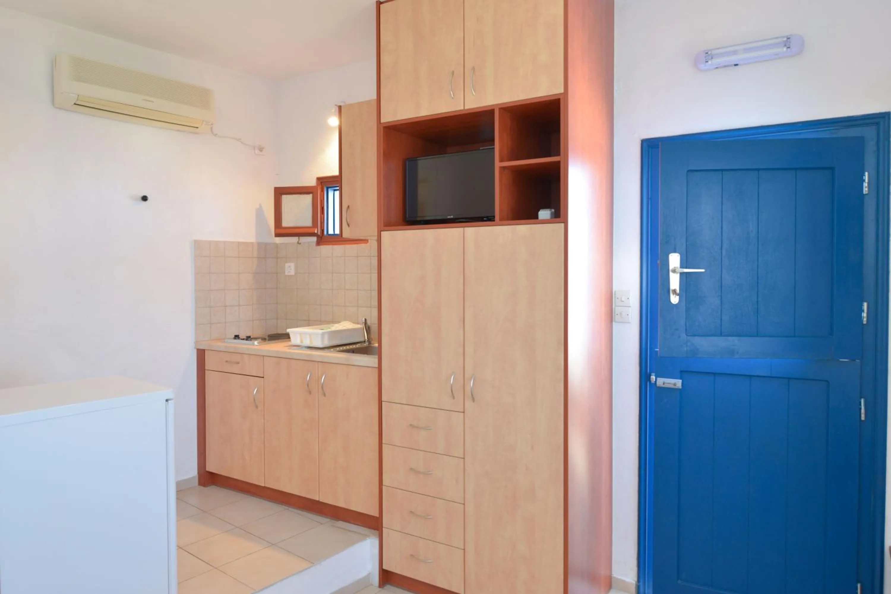 Kitchen or kitchenette in Windmill Villas