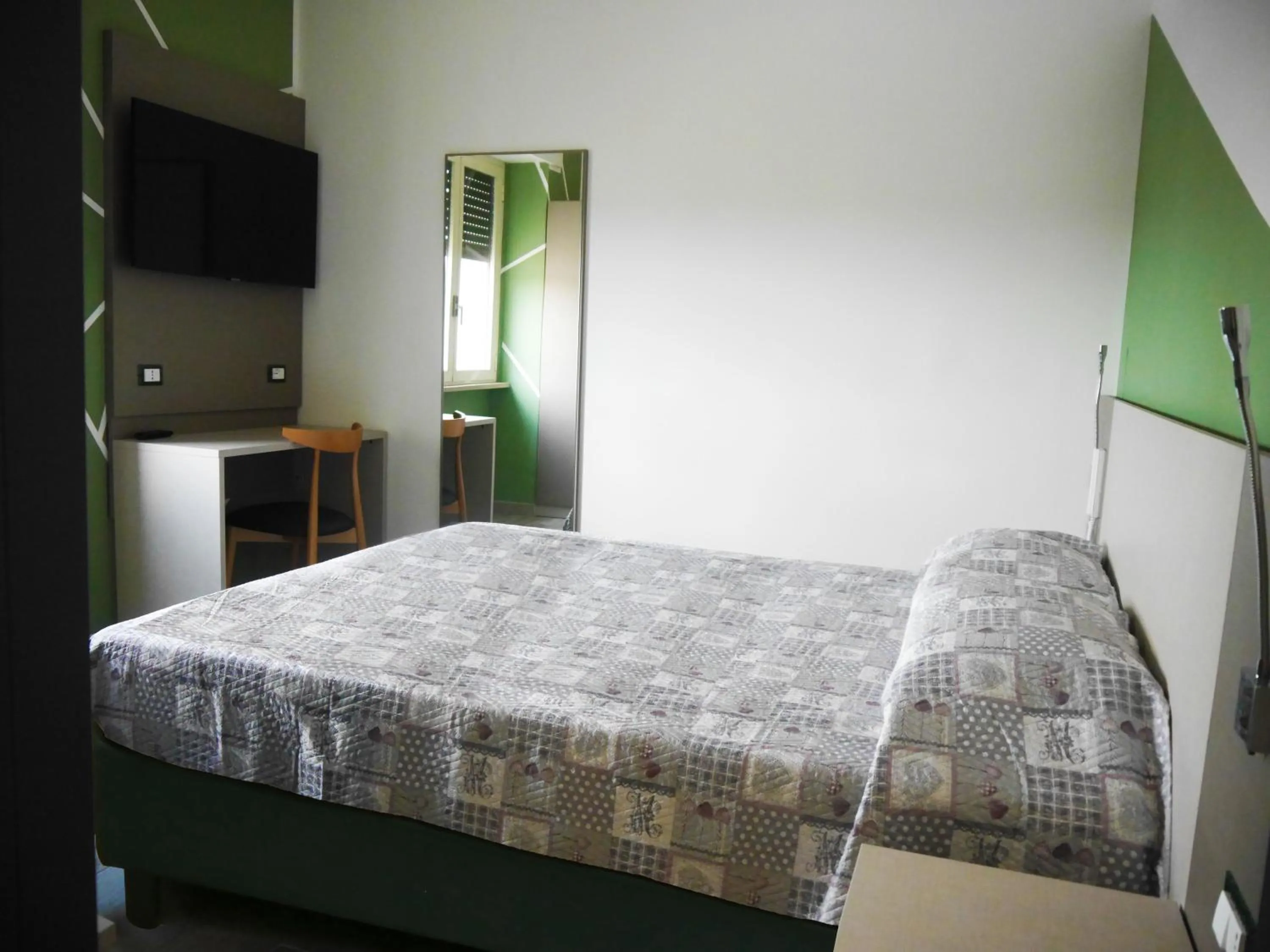 Bedroom, Bed in HOTEL HOUSE GARGANO