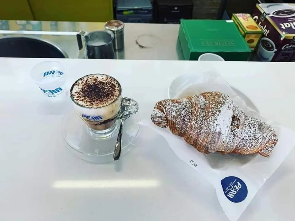 Lounge or bar in HOTEL HOUSE GARGANO