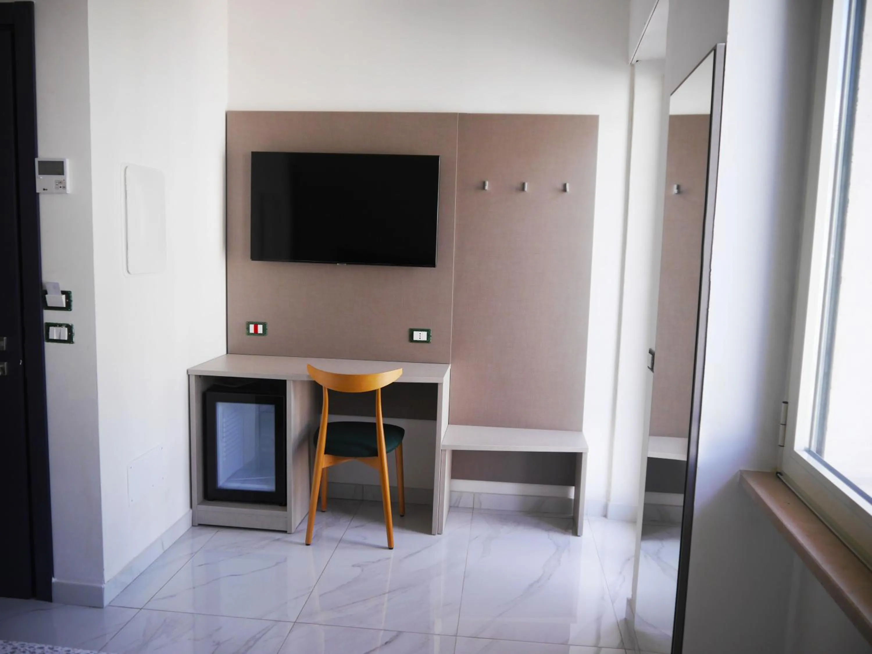 TV and multimedia in HOTEL HOUSE GARGANO