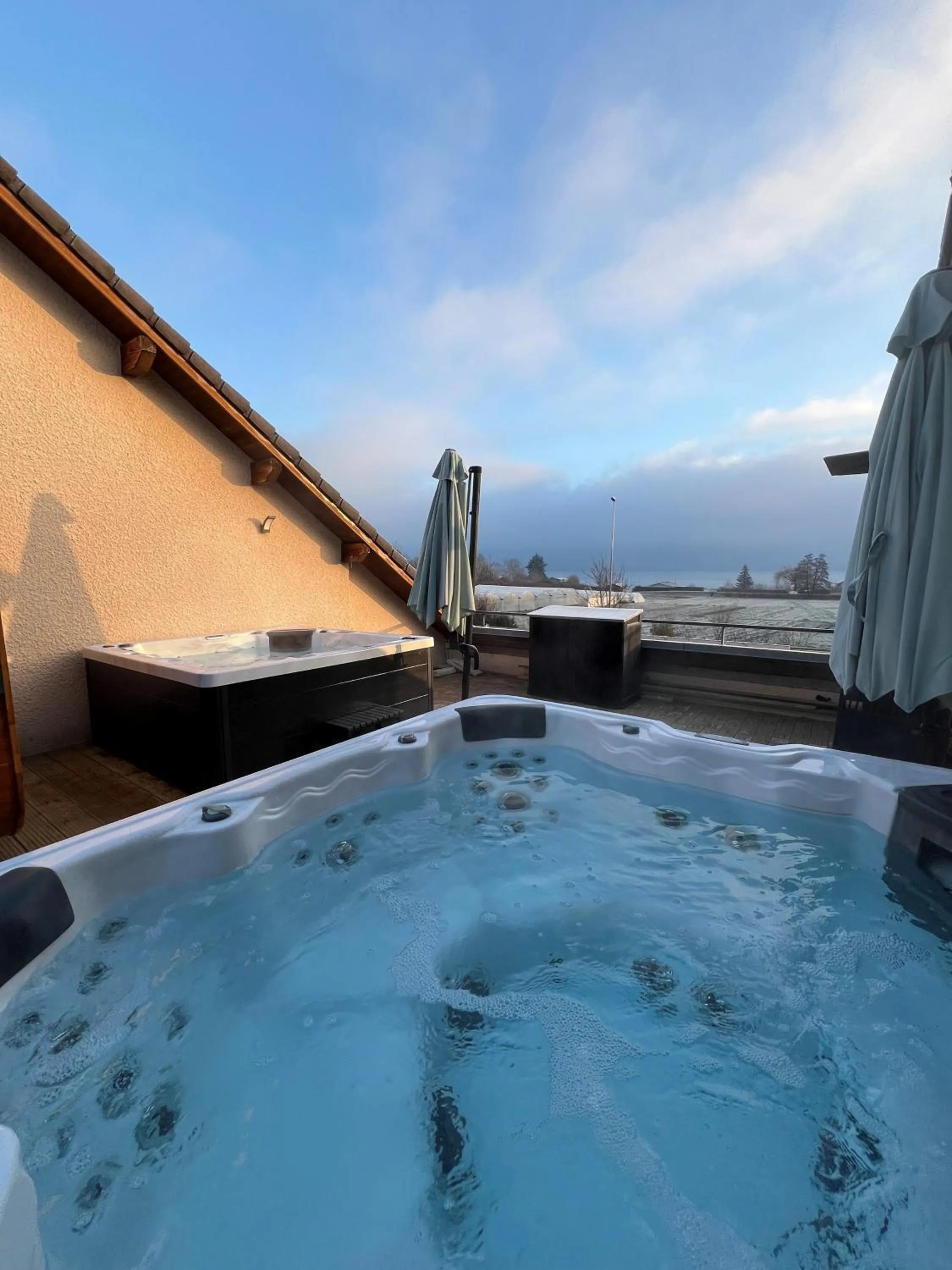 Hot Tub in La Parenthèse Enchantée