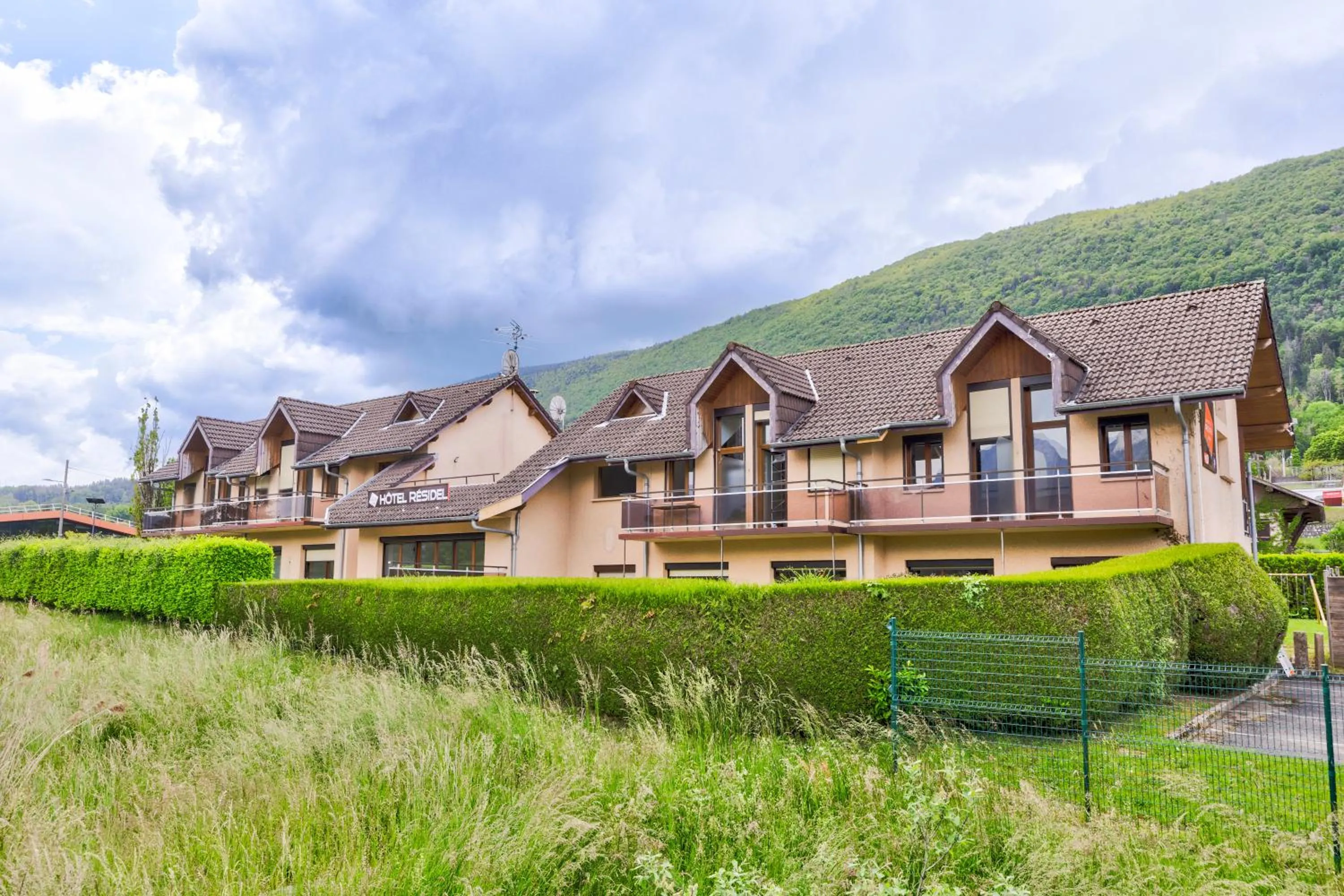Property building in La Parenthèse Enchantée