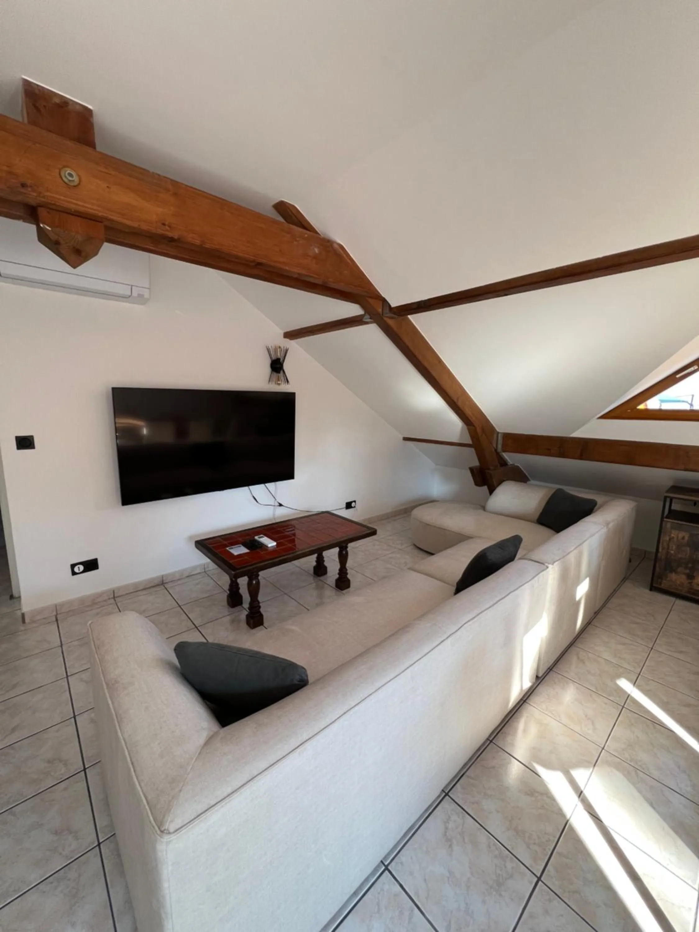 TV and multimedia in La Parenthèse Enchantée