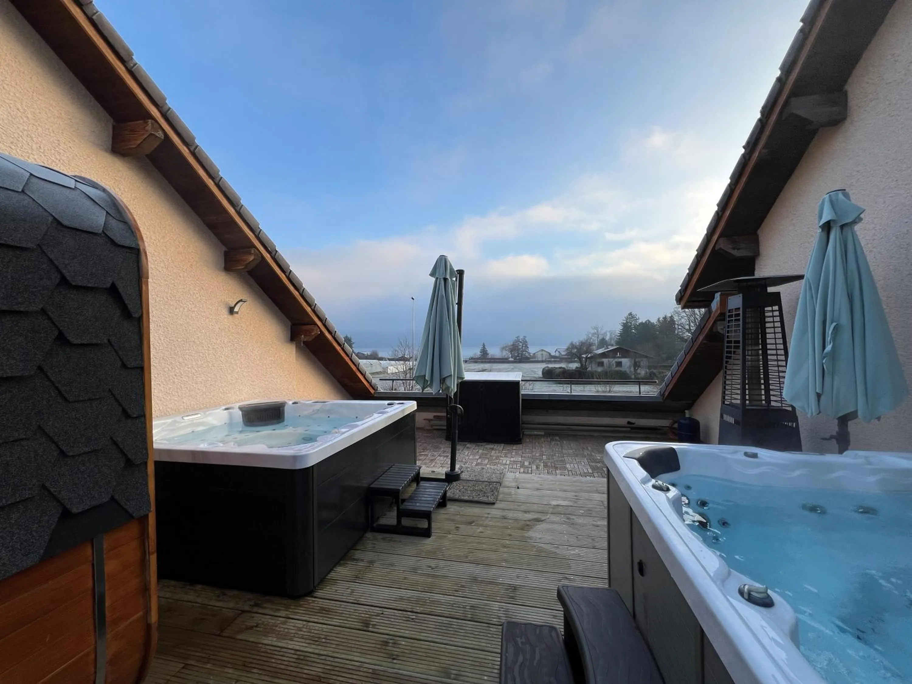 Hot Tub in La Parenthèse Enchantée