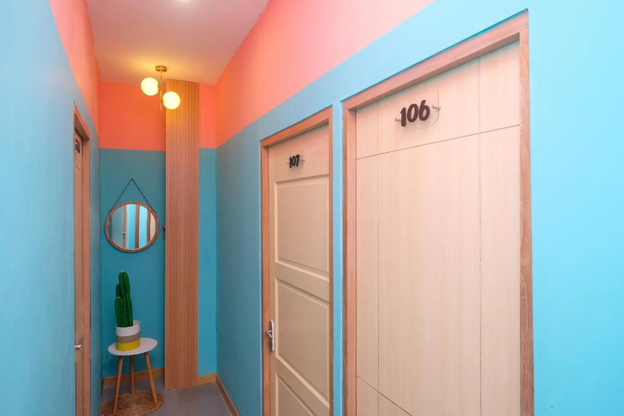 Property building in Sans Hotel City Inn Solo by RedDoorz