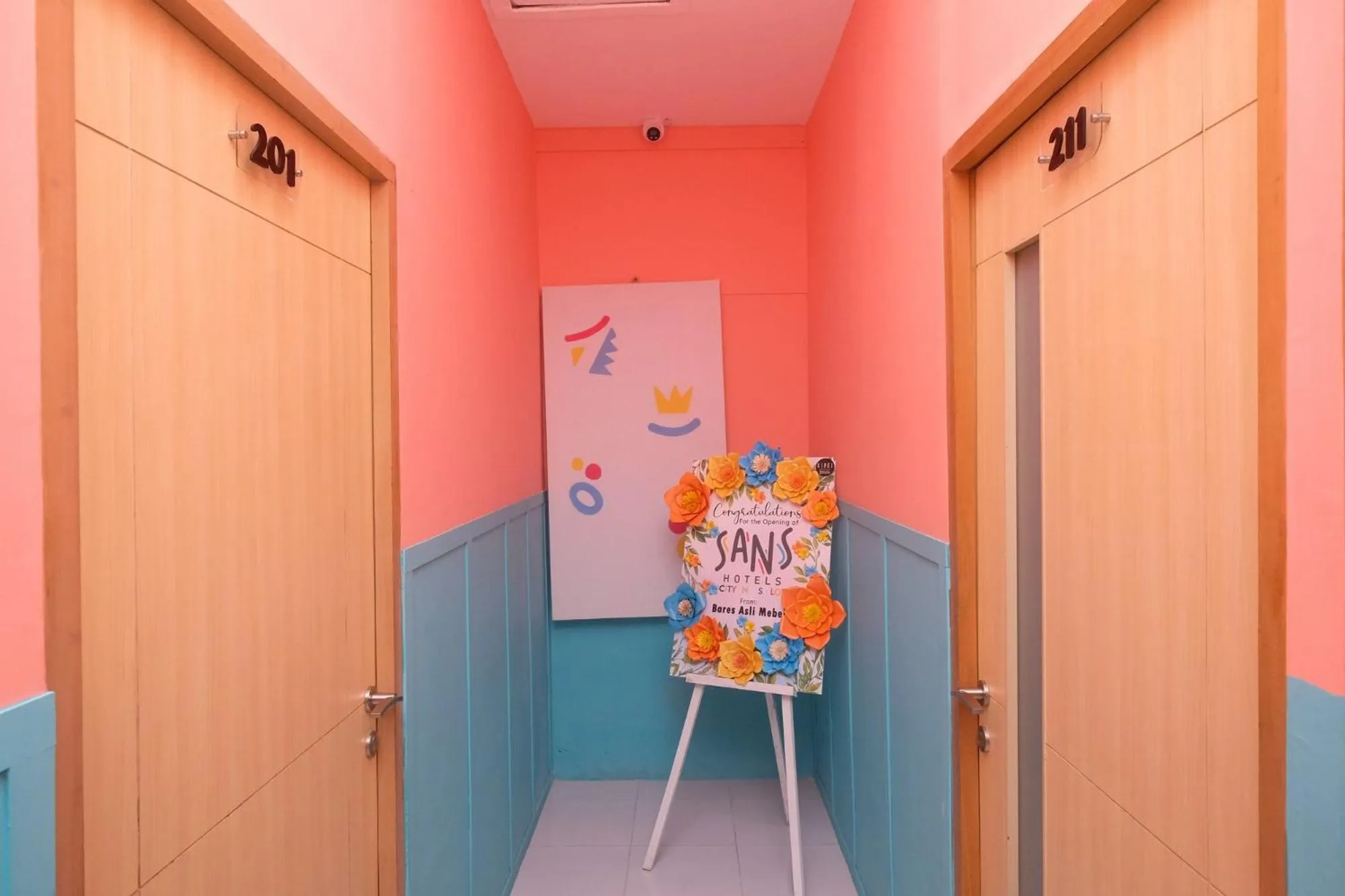 Property building in Sans Hotel City Inn Solo by RedDoorz