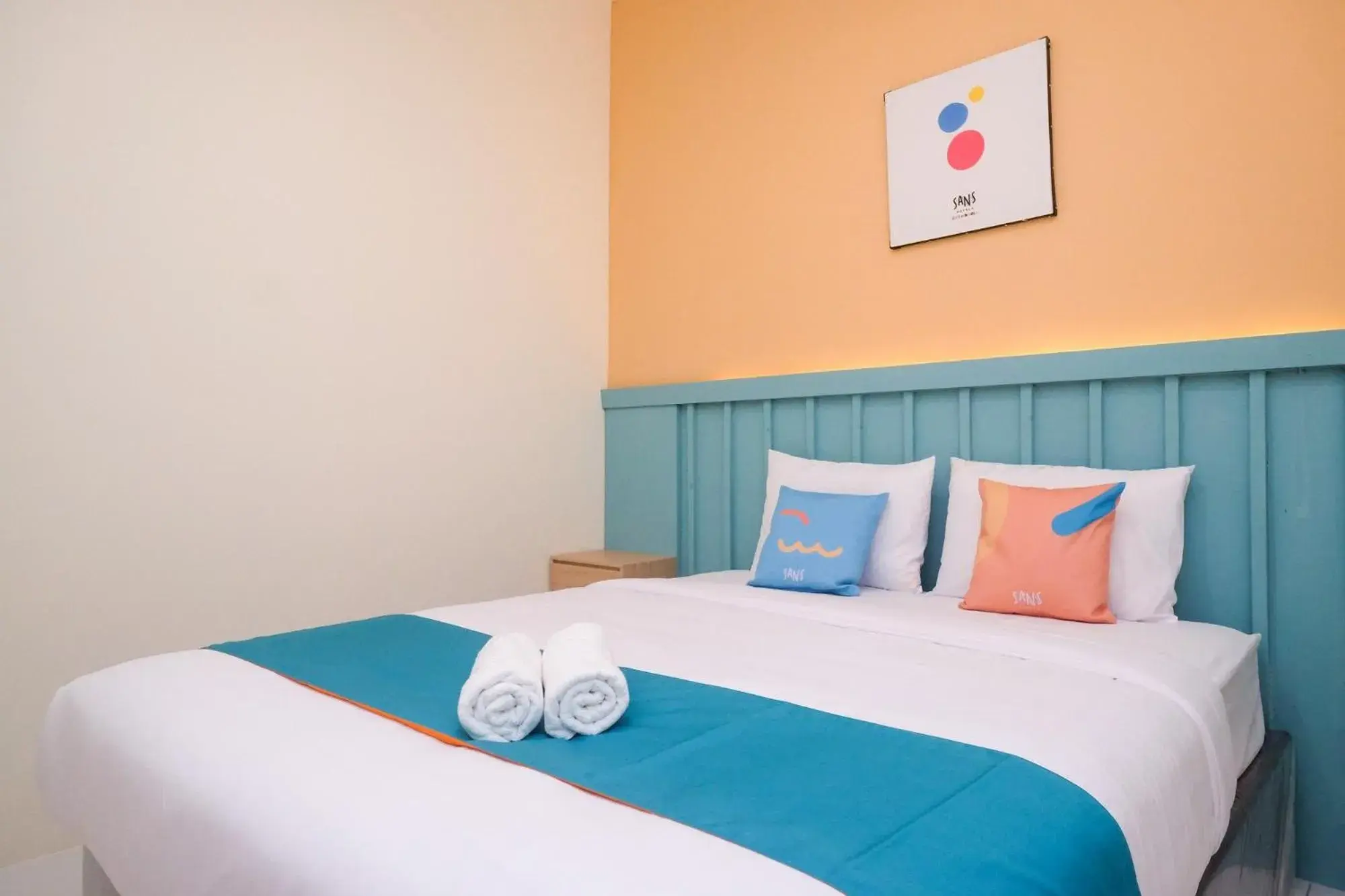 Bed in Sans Hotel City Inn Solo by RedDoorz Bed in Sans Hotel City Inn Solo by RedDoorz