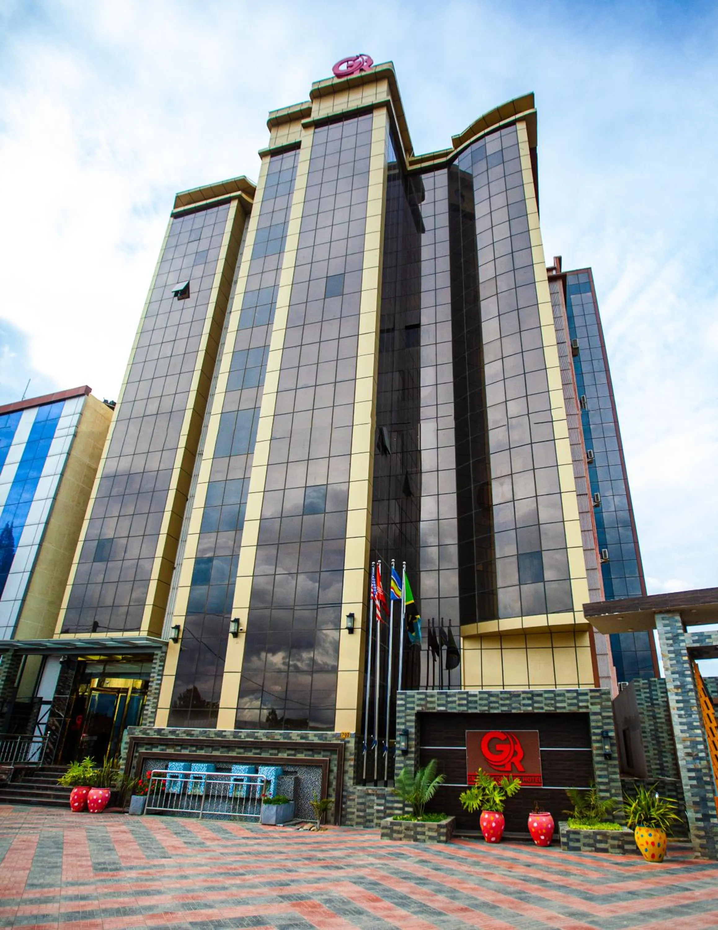 Property building in GR Comfort Hotel