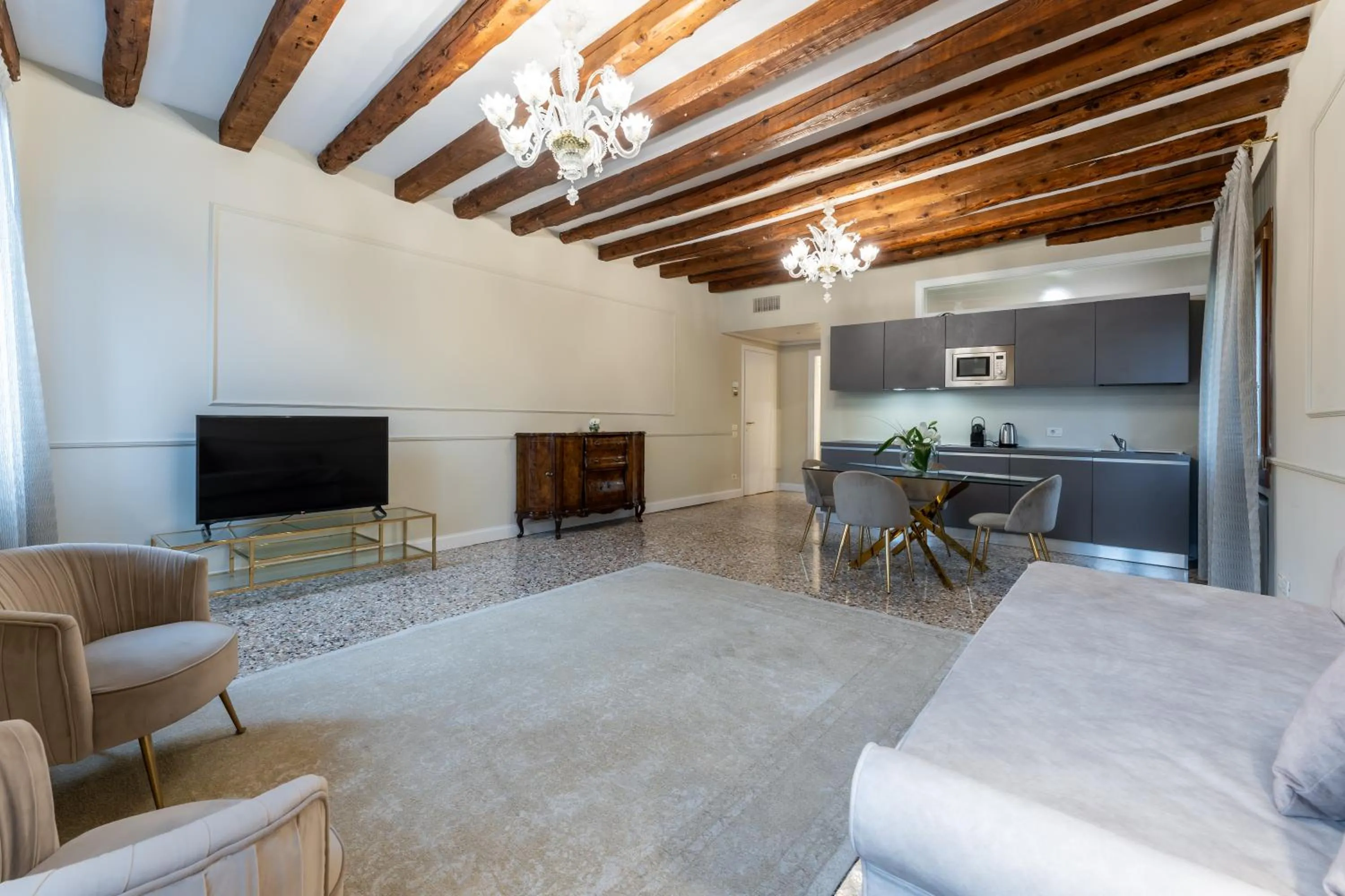 Living room in San Vio Palace Luxury Apartments