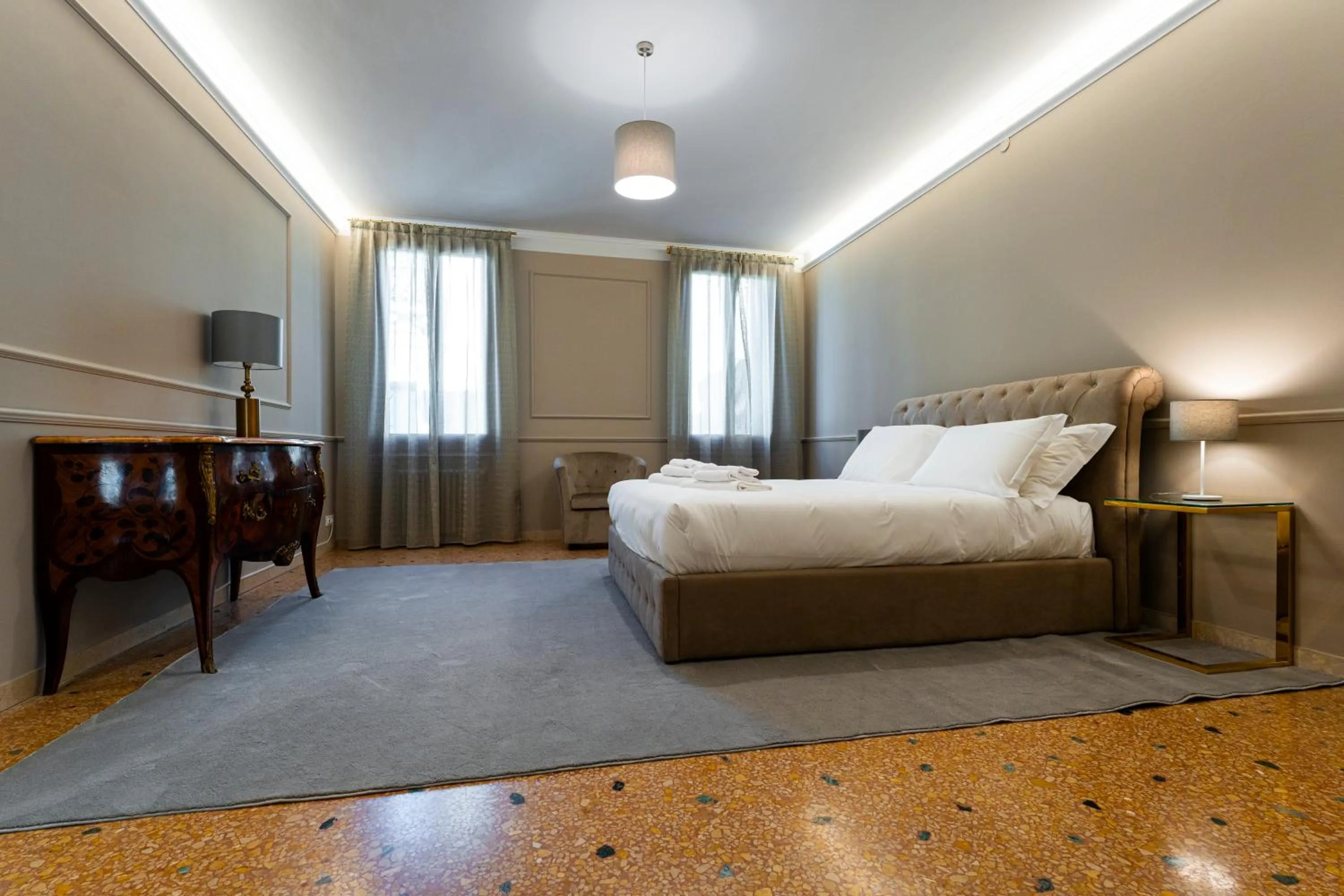 Bedroom, Bed in San Vio Palace Luxury Apartments