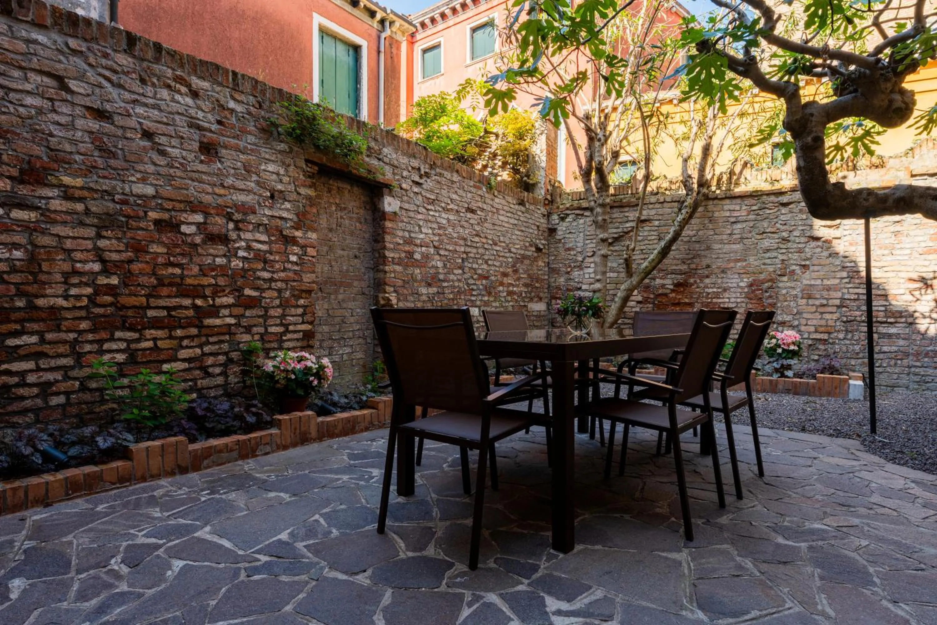 Patio in San Vio Palace Luxury Apartments